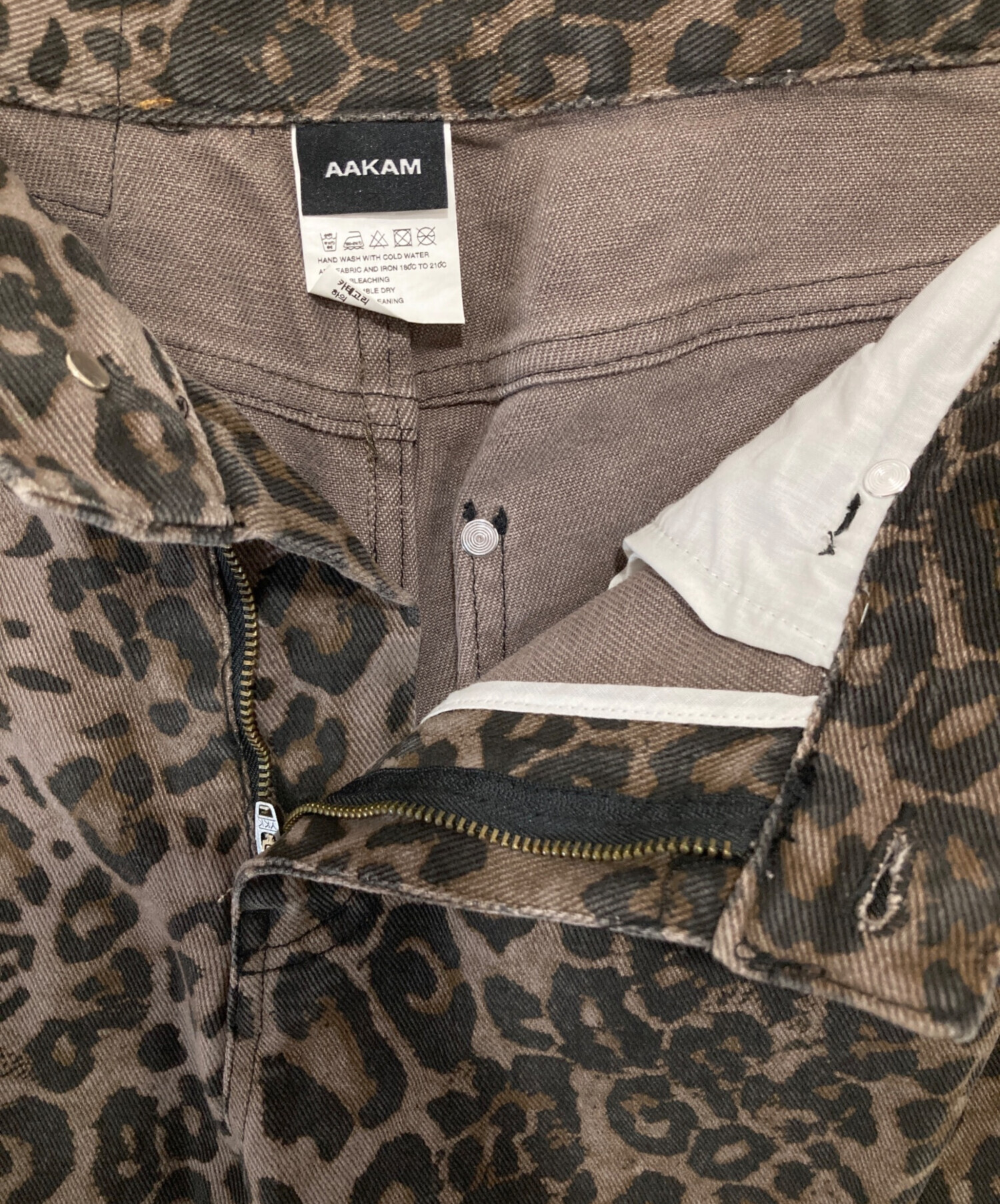 AAKAM レオパード柄パンツ 中古・古着通販】AAKAM (アーカム) レオパード柄ワイドデニムパンツ