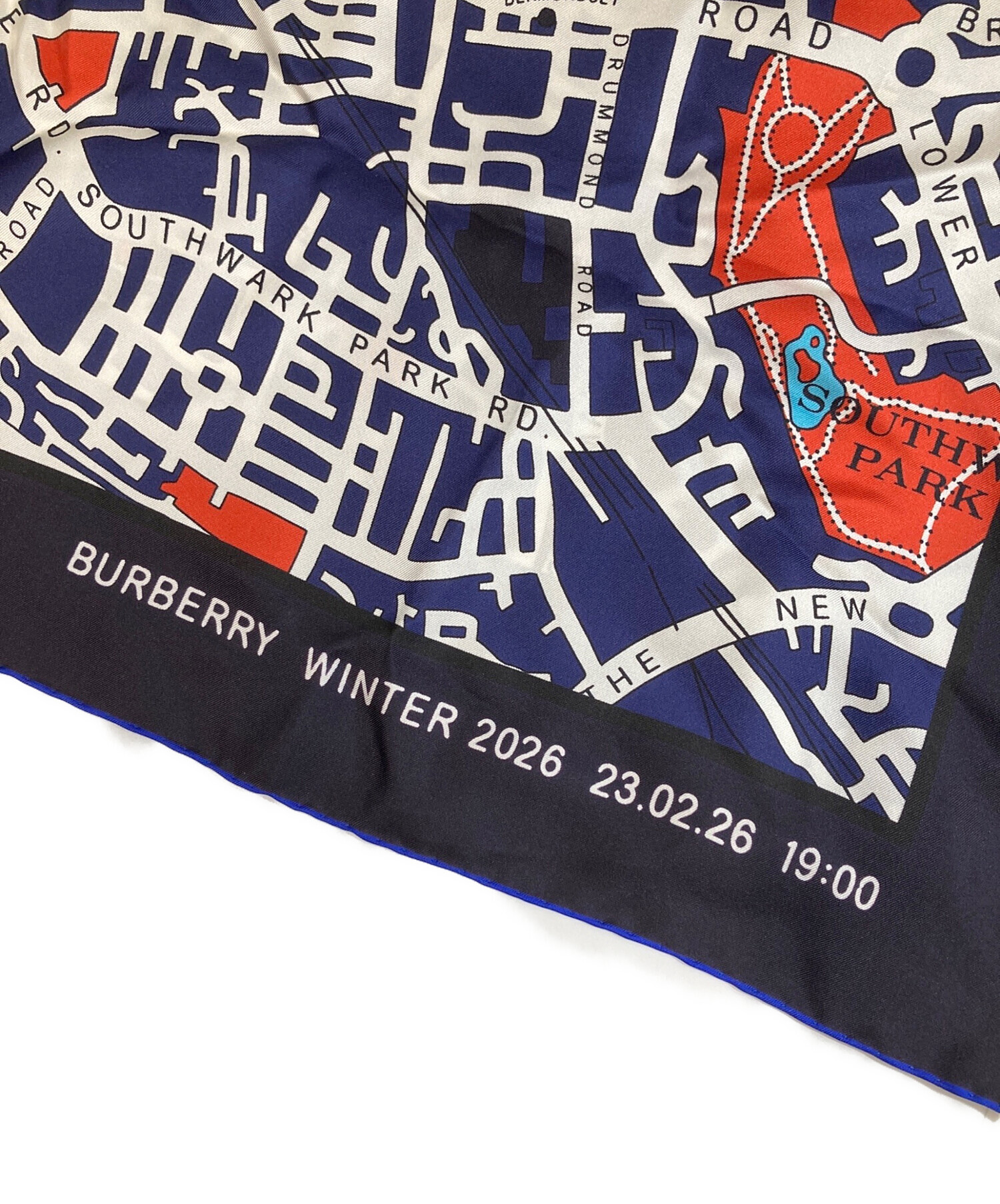 中古・古着通販】BURBERRY (バーバリー) 2026Winter Show invite 
