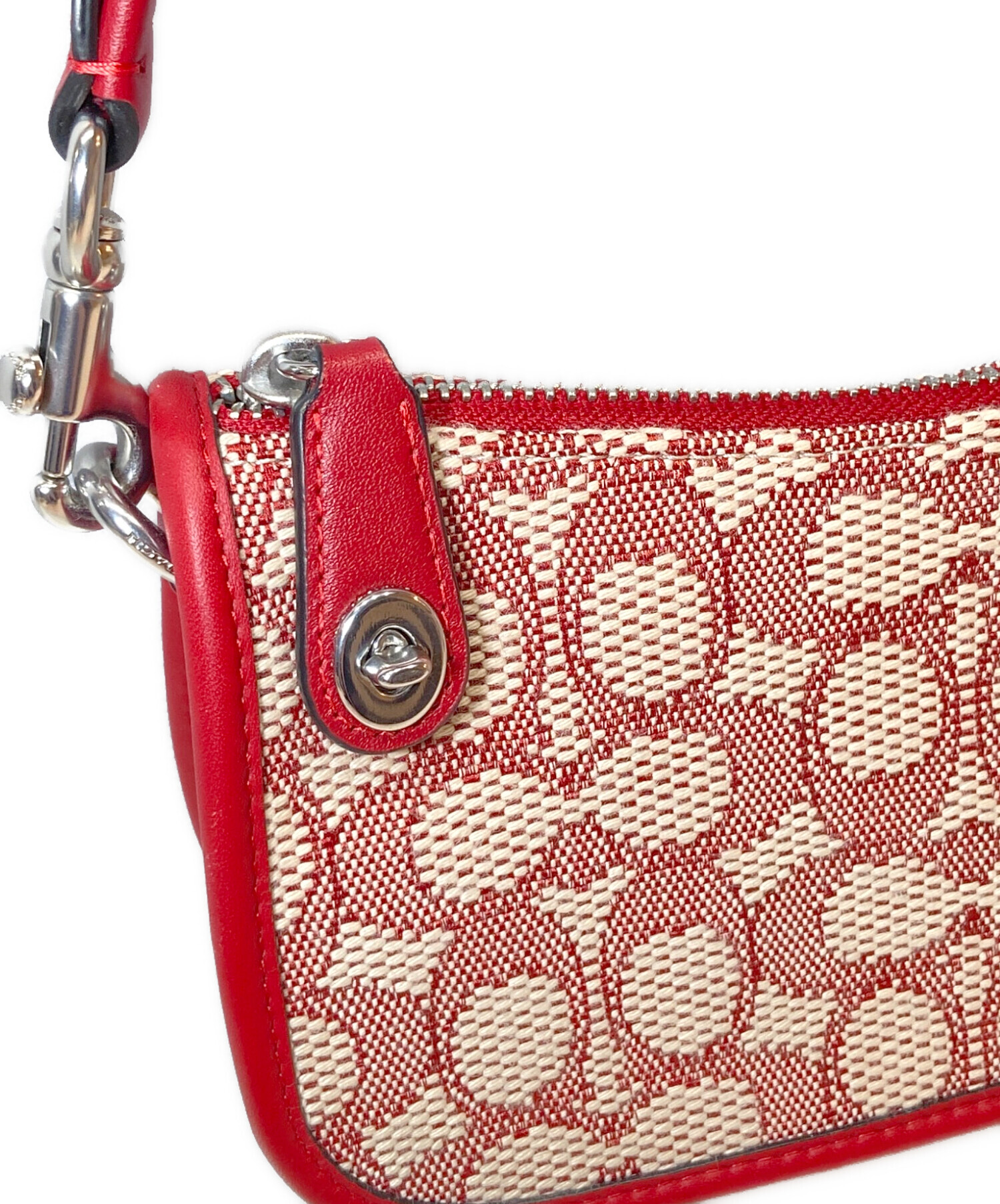 中古・古着通販】COACH (コーチ) スウィンガー 20・シグネチャー ジャ