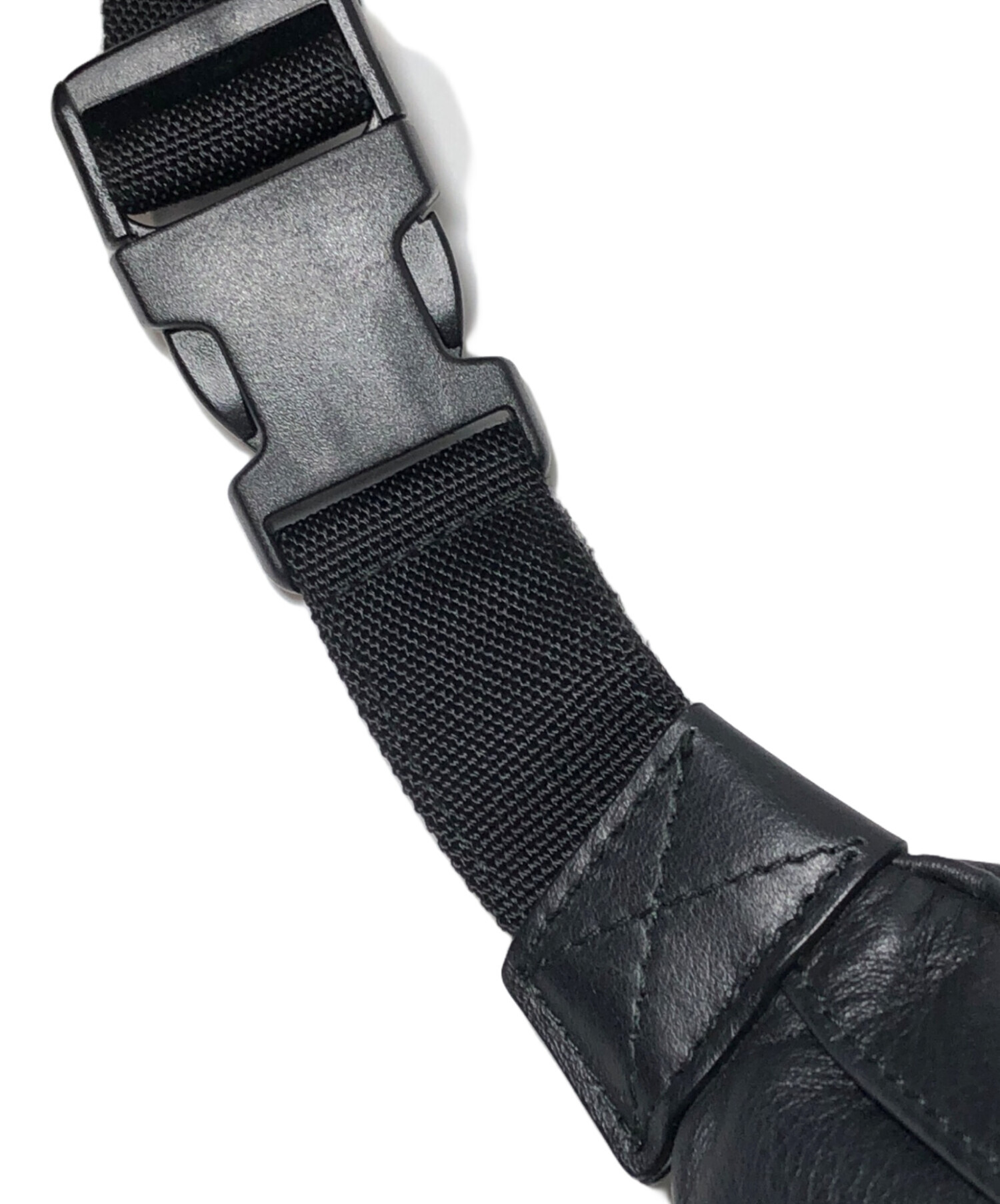 再値下げ！BALENCIAGA エブリデイ　ボディバッグ 中古・古着通販】BALENCIAGA (バレンシアガ) EVERYDAY BELTPACK