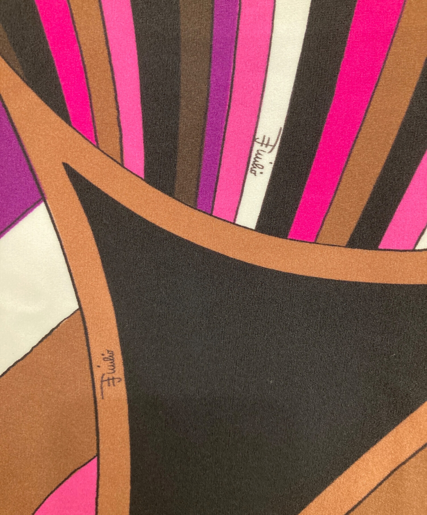 中古・古着通販】Emilio Pucci (エミリオ プッチ) ハイネック
