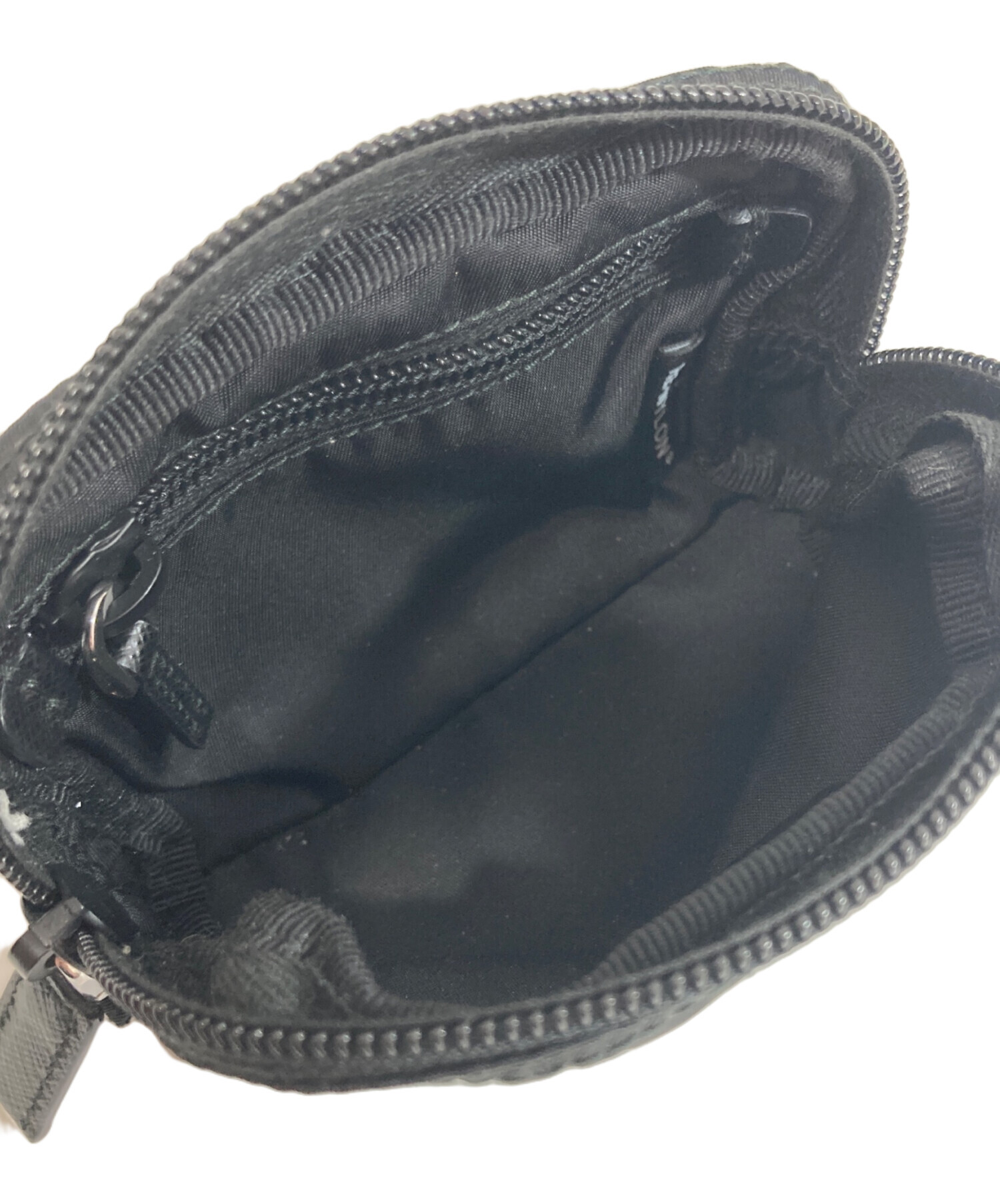 中古・古着通販】PRADA (プラダ) マイクロ Re-Nylon ポーチ 1ND339