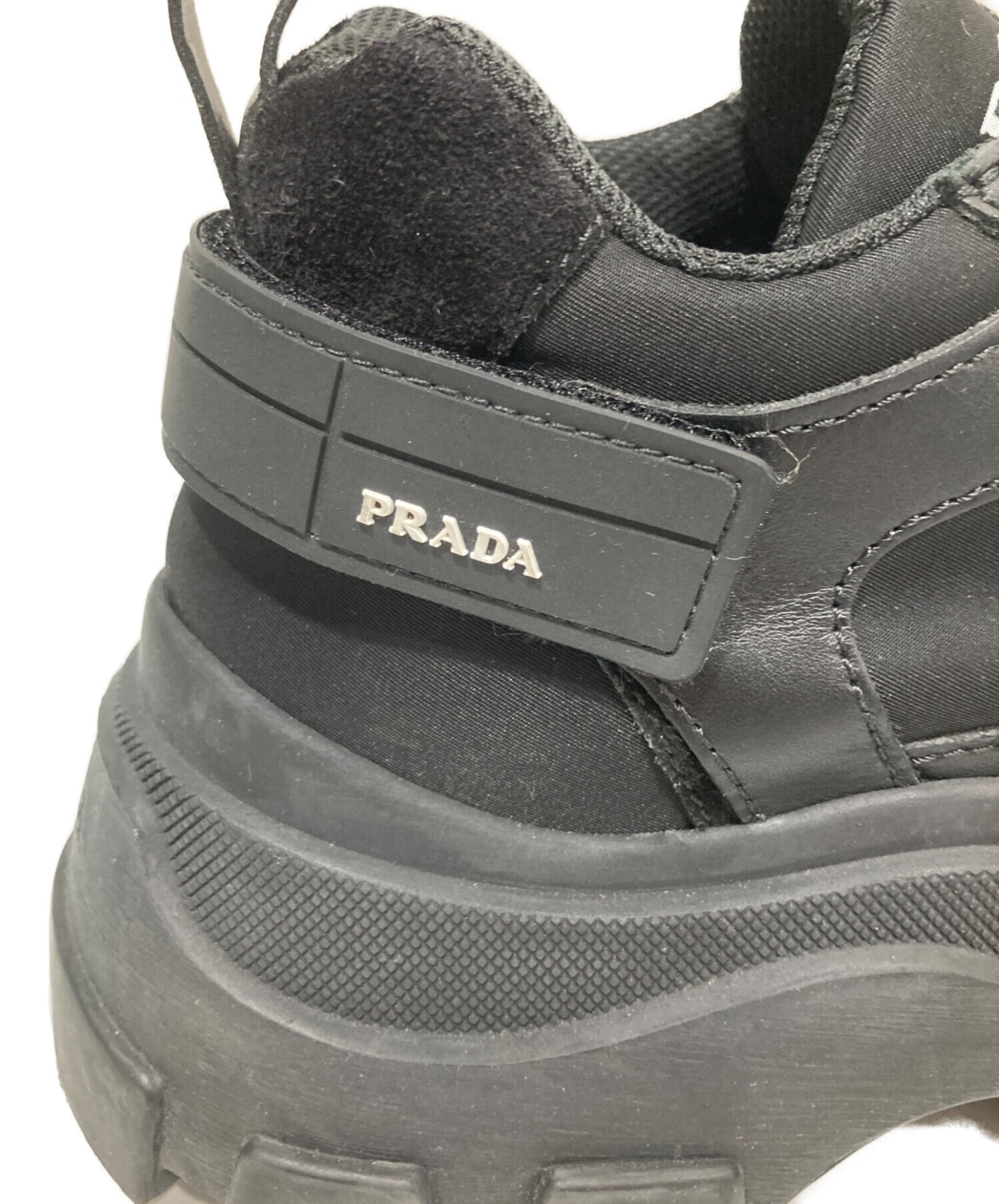 PRADA ペガサス スニーカー 中古・古着通販】PRADA (プラダ) ペガサス レザースニーカー ブラック