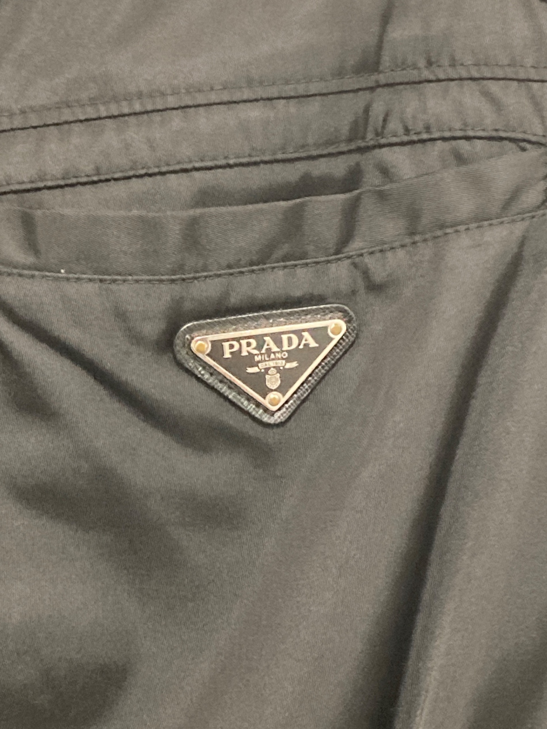 中古・古着通販】PRADA (プラダ) トライアングルロゴプレート Re-Nylon