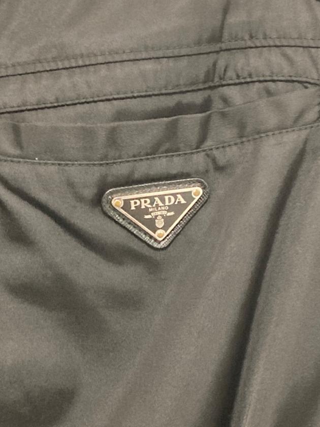 中古・古着通販】PRADA (プラダ) トライアングルロゴプレート Re-Nylon