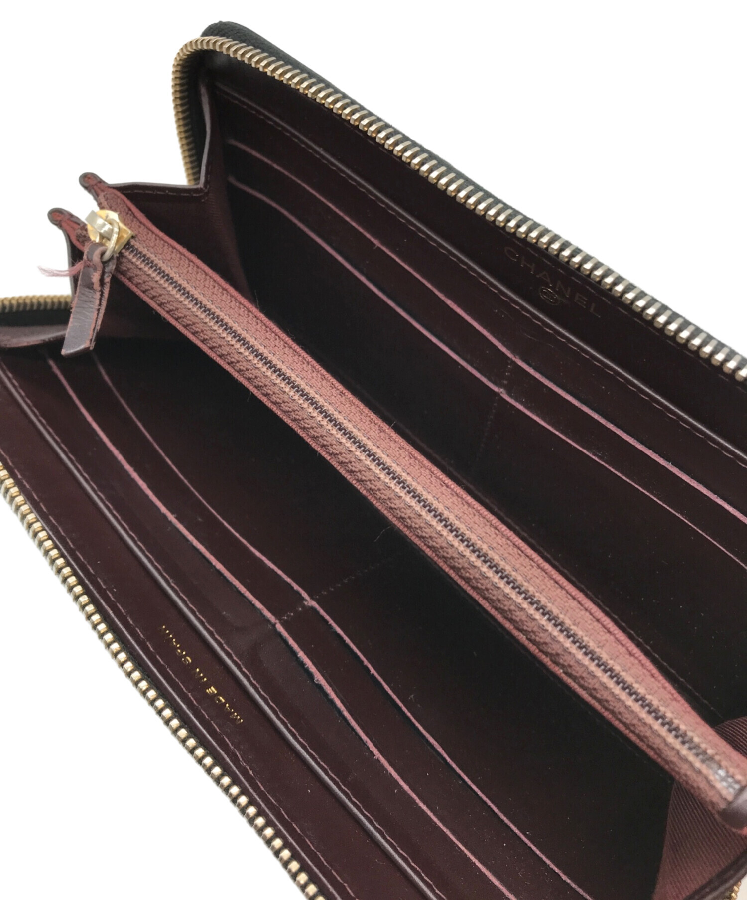 CHANEL マトラッセ　キャビアスキン　ラウンドジップケース CHANEL シャネル マトラッセ キャビアスキン ラウンドジップ