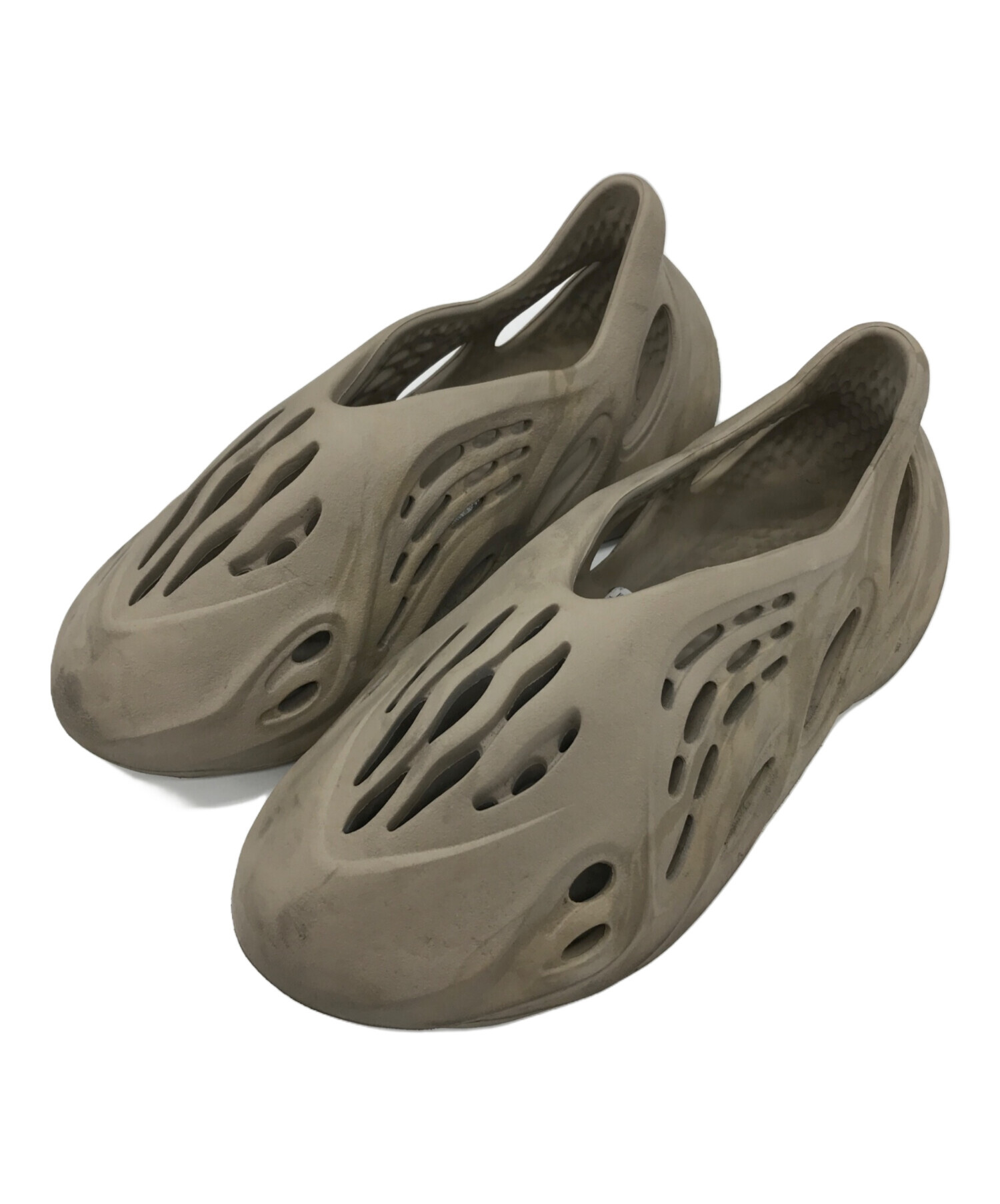 中古・古着通販】adidas (アディダス) Yeezy Foam Runner “Stone Sage