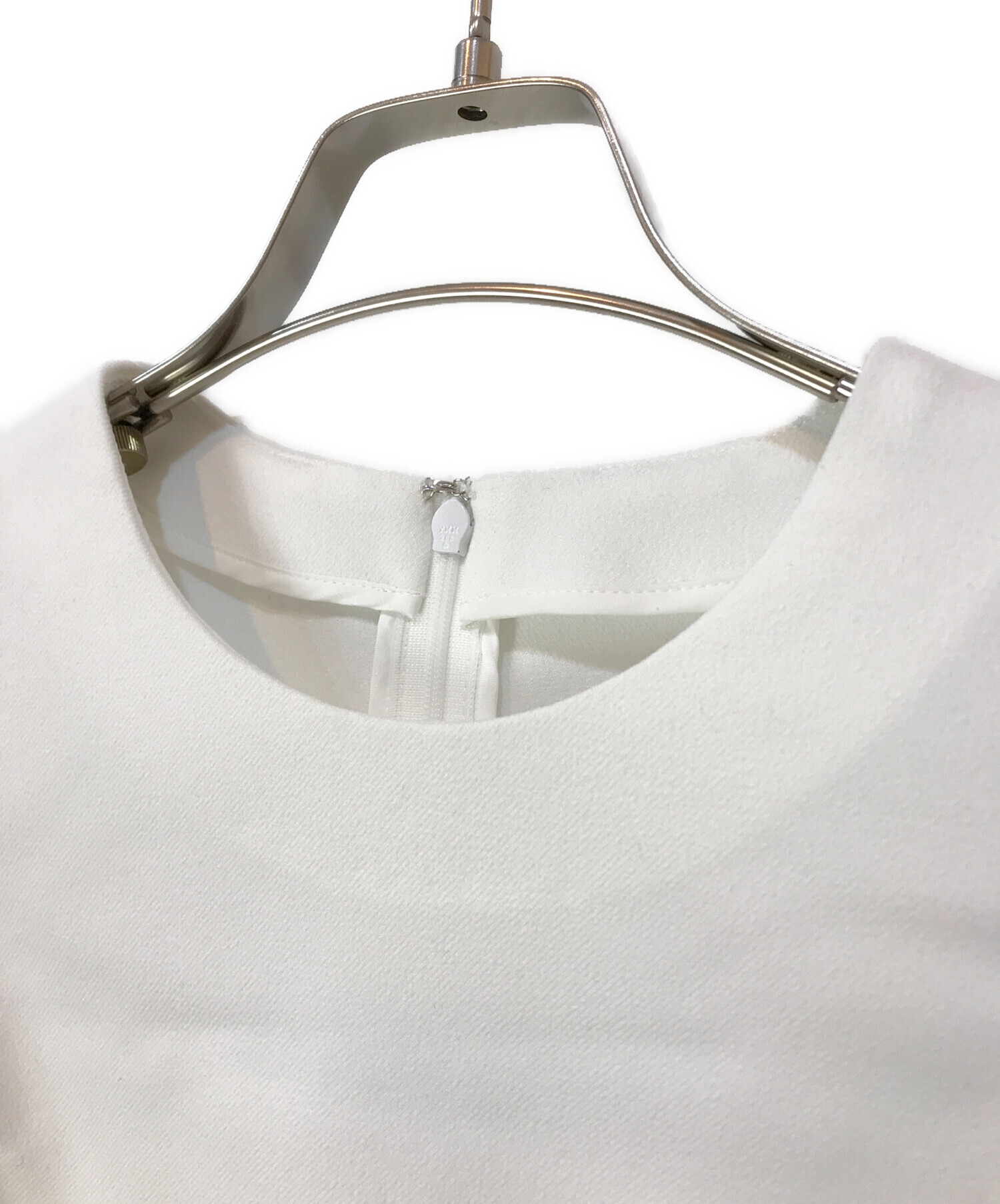 Cygne ホワイト パフスリーブ シャツ