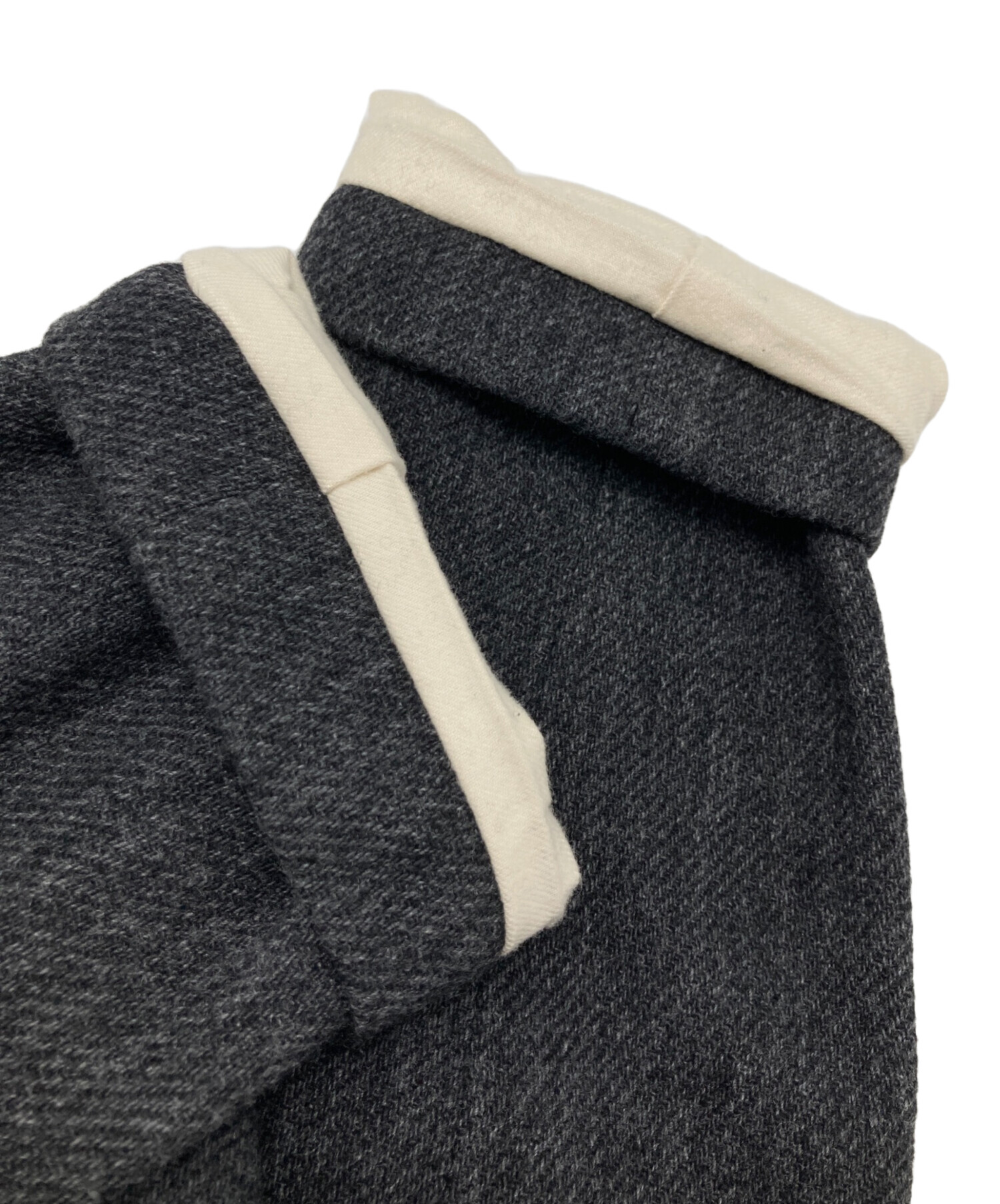 極美品✨マガリ メランジウール ノーカラー タック コート グレー 極美品✨マガリ メランジウール ノーカラー タック コート グレー 10