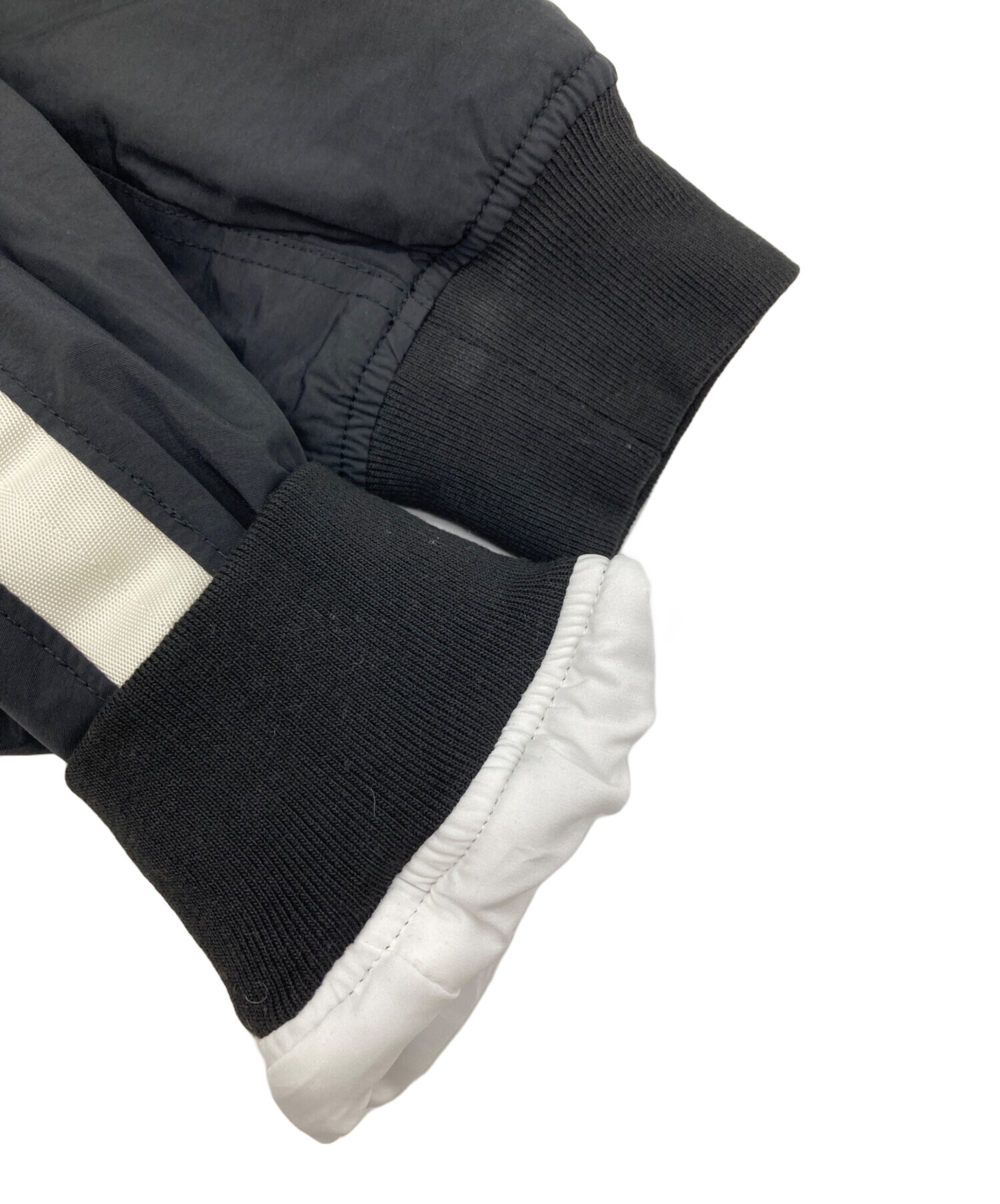 中古・古着通販】ONE OK ROCK (ワンオクロック) MA-1ジャケット