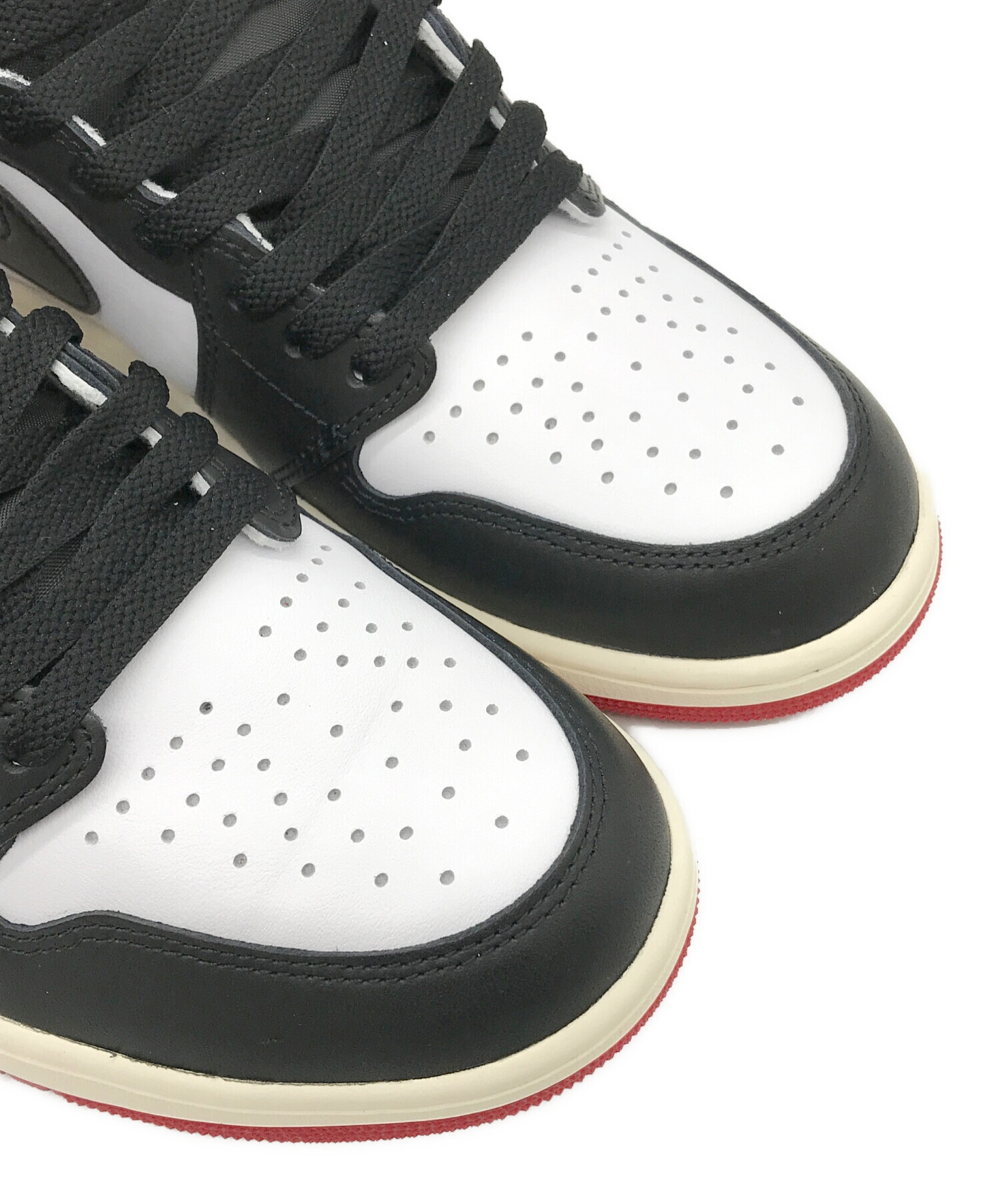 中古 Nike Air Jordan 1 Retro High OG Nike Air Jordan 1 Retro High OG 