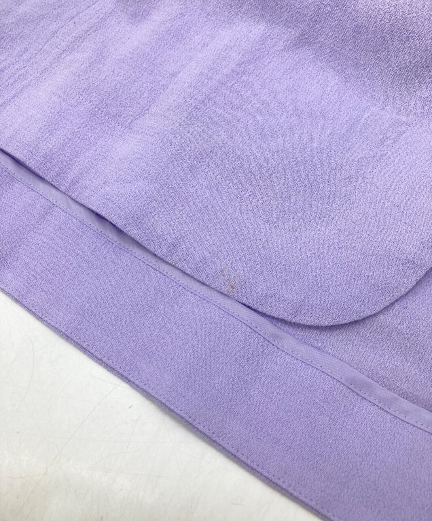中古・古着通販】Mame Kurogouchi (マメクロゴウチ) Crepe Deep V-Neck