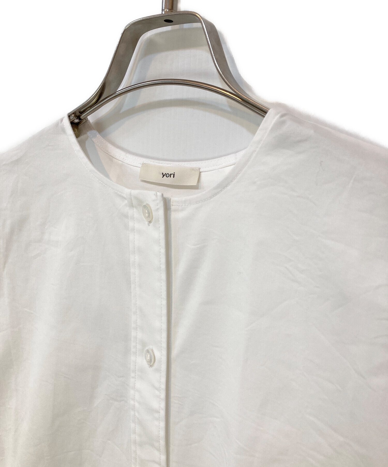 【週末限定】yori ヨリ　ウエッジラインブラウス yori ウエッジラインブラウス