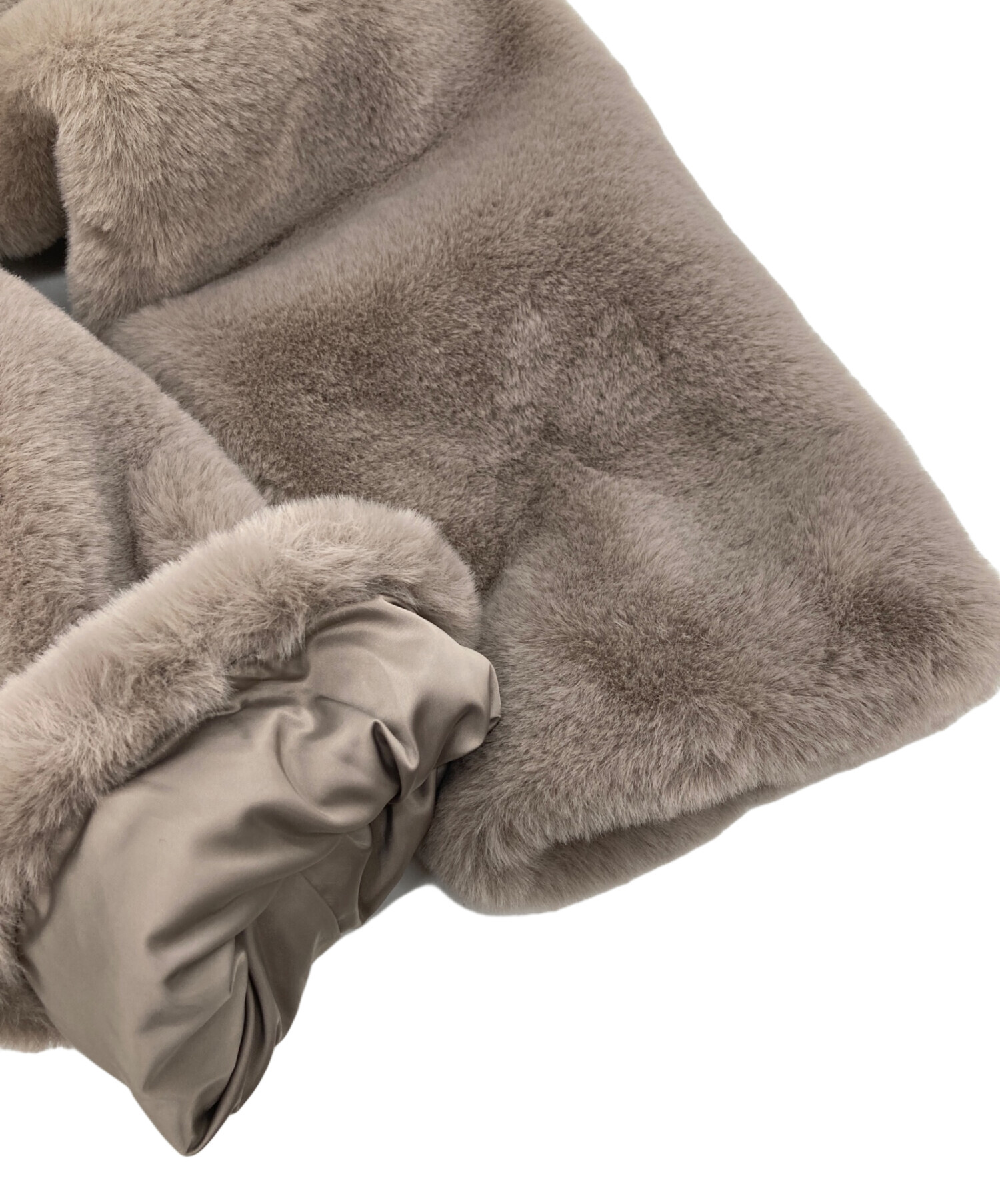 中古・古着通販】TATRAS (タトラス) ORJAN バックロゴ ボアファー