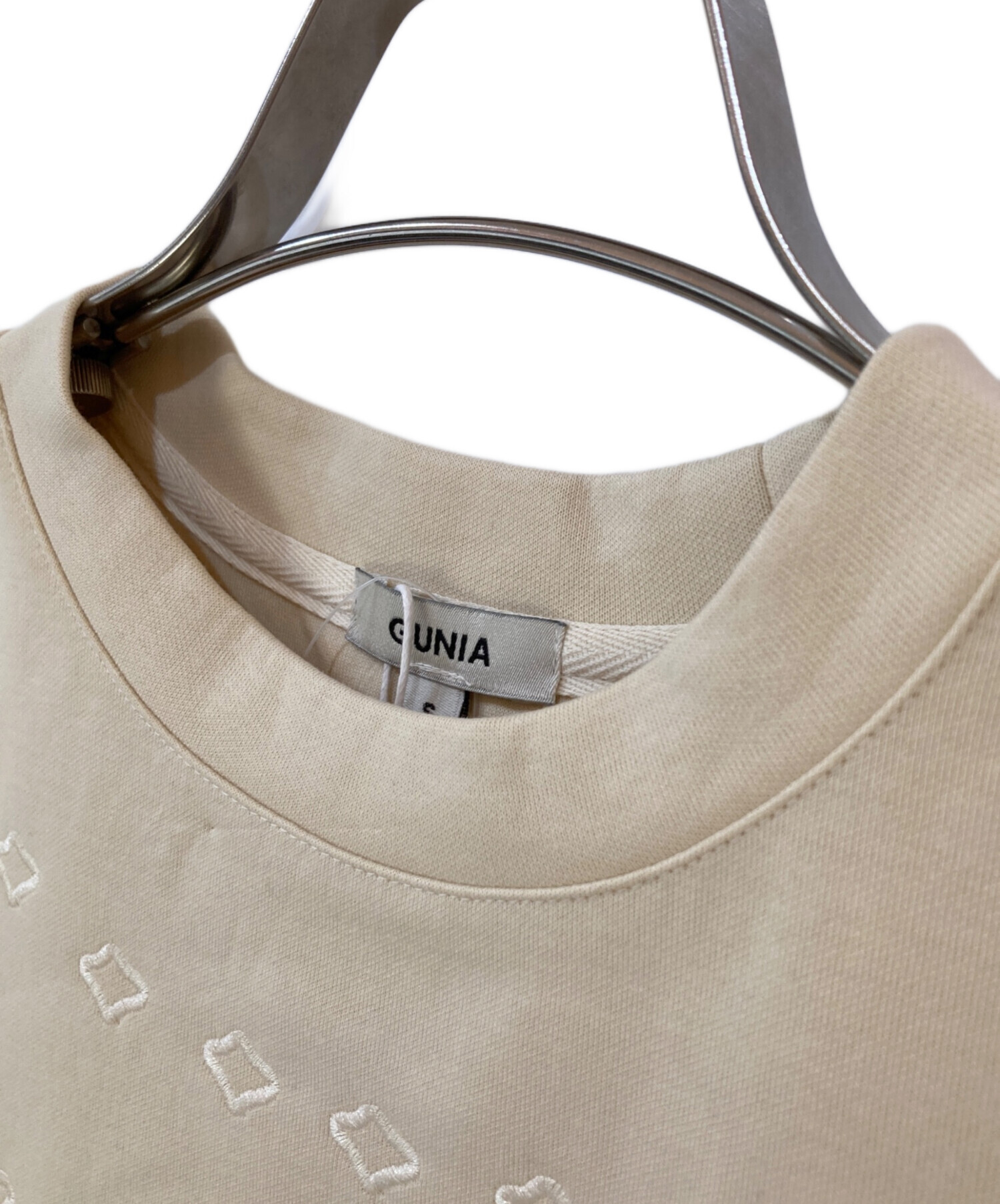 QUWAGI クワギ Tシャツ・カットソー S ベージュ 【古着】【中古】【送料無料】 中古・古着通販】GUNIA (グニア) MALVA Tシャツ ベージュ サイズ:S 未
