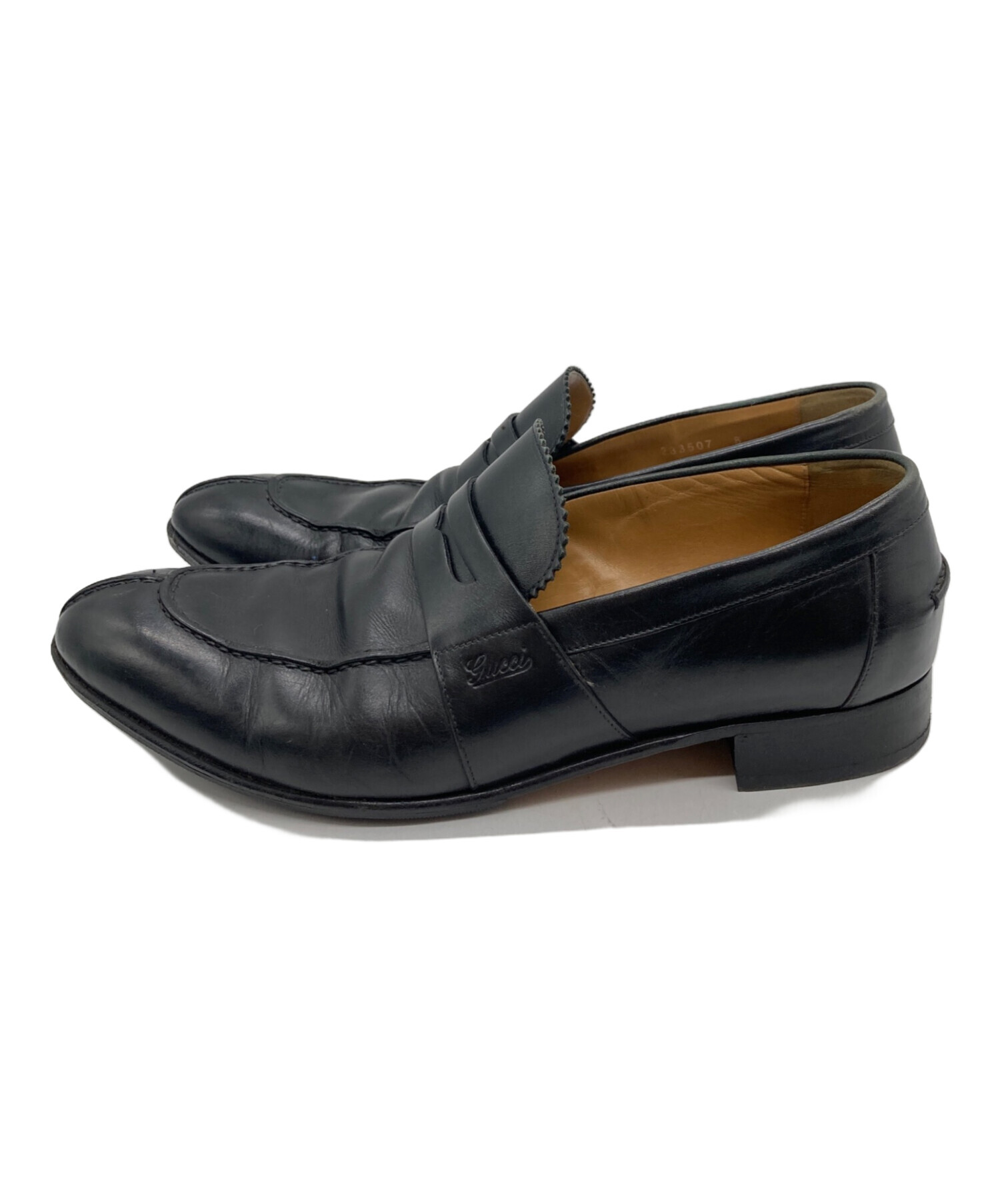 中古・古着通販】GUCCI (グッチ) エンボスロゴ ローファー ブラック 