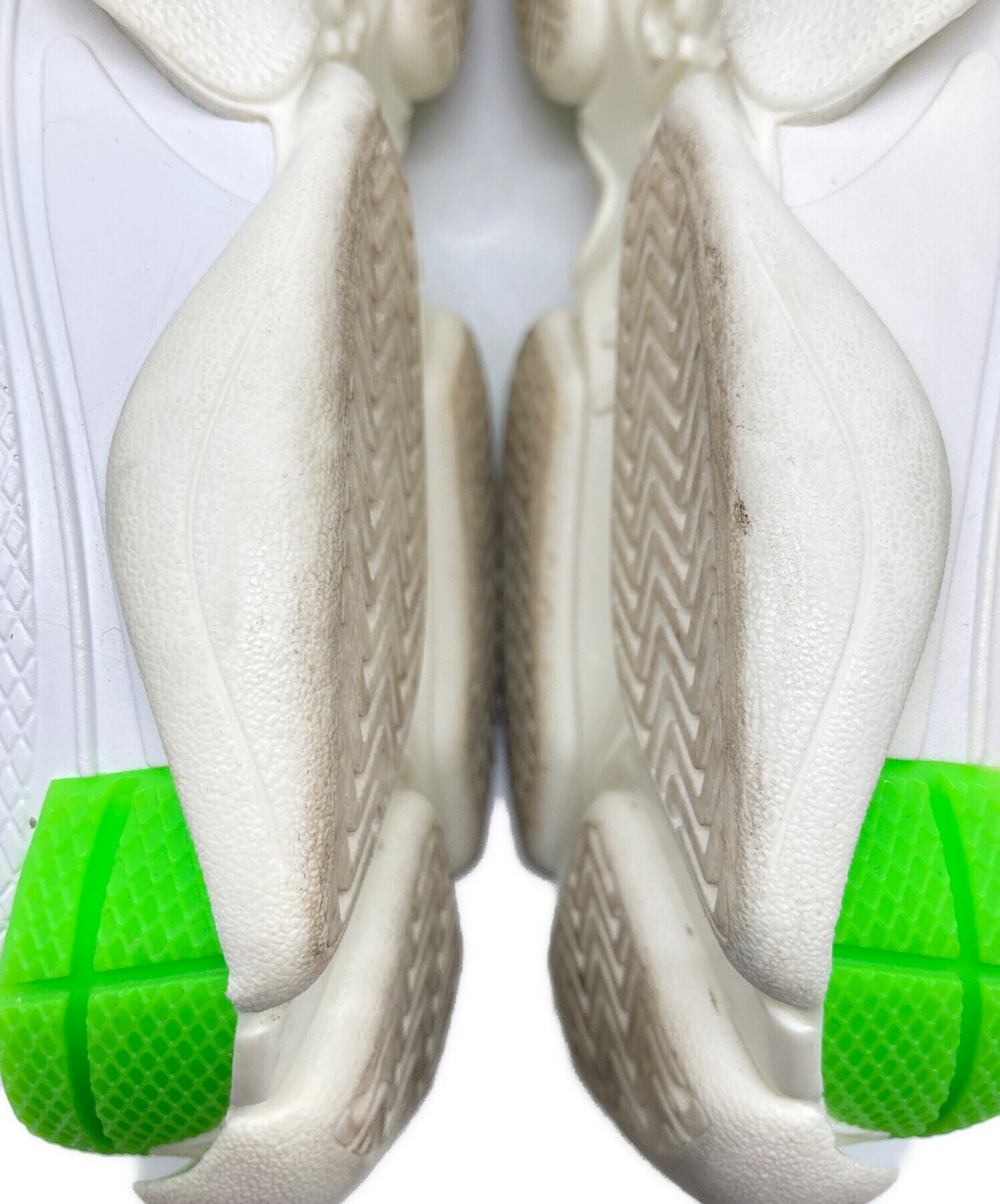 【専用】BALENCIAGA スニーカー サイズ37 ホワイト/グリーン 中古・古着通販】BALENCIAGA (バレンシアガ) TRIPLE S スニーカー