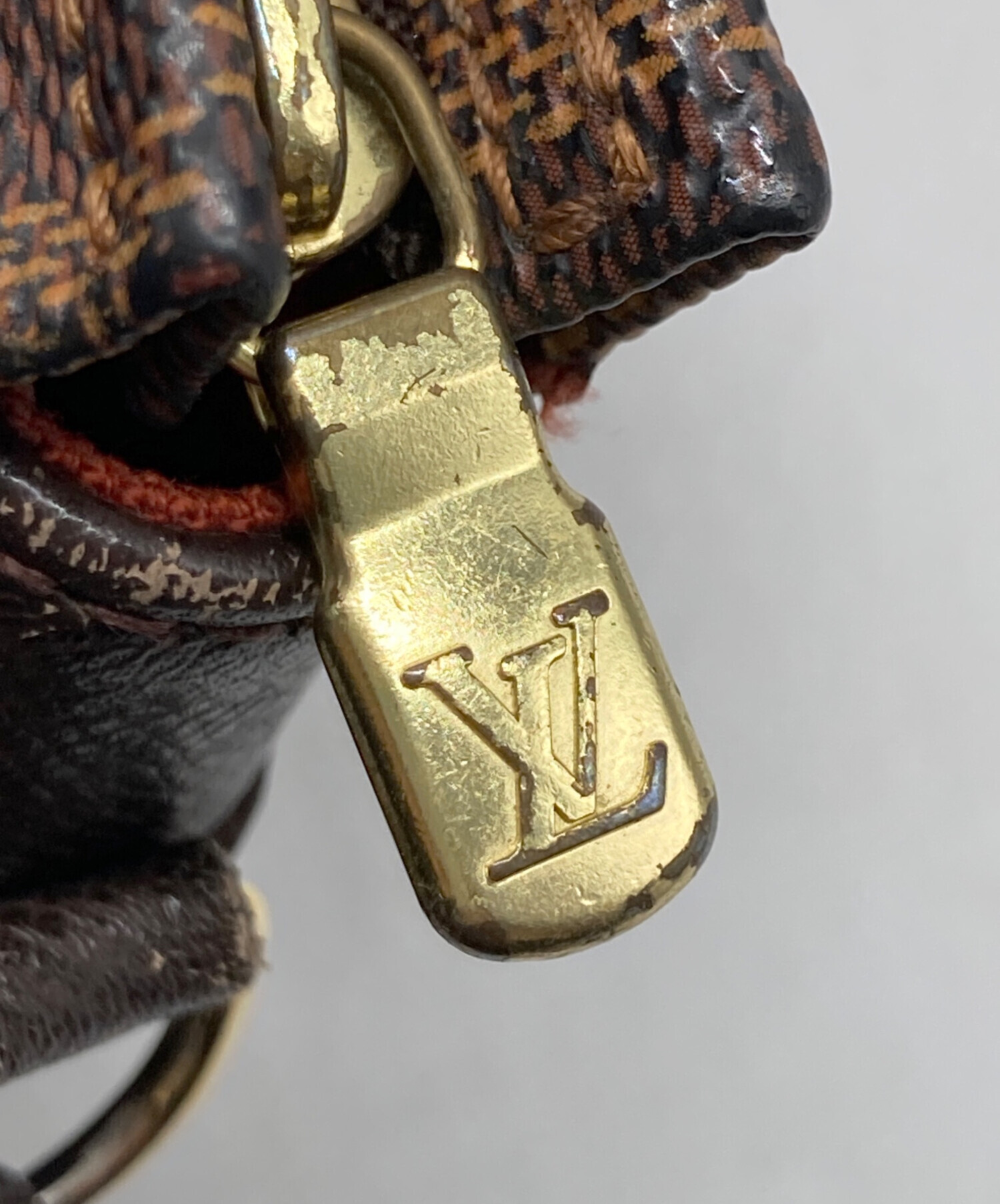 【LOUIS VUITTON】アクセサリーポーチ　トゥルース メイクアップ. 中古・古着通販】LOUIS VUITTON (ルイ ヴィトン) トゥルース・メイク