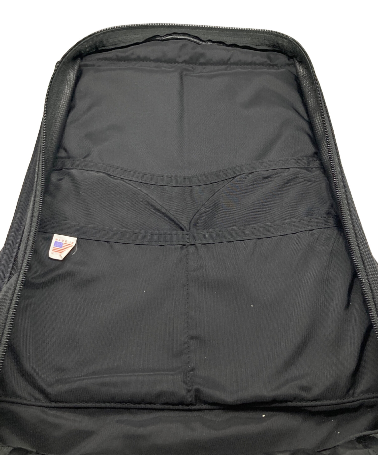 中古・古着通販】BRIEFING (ブリーフィング) HUGGER バックパック 