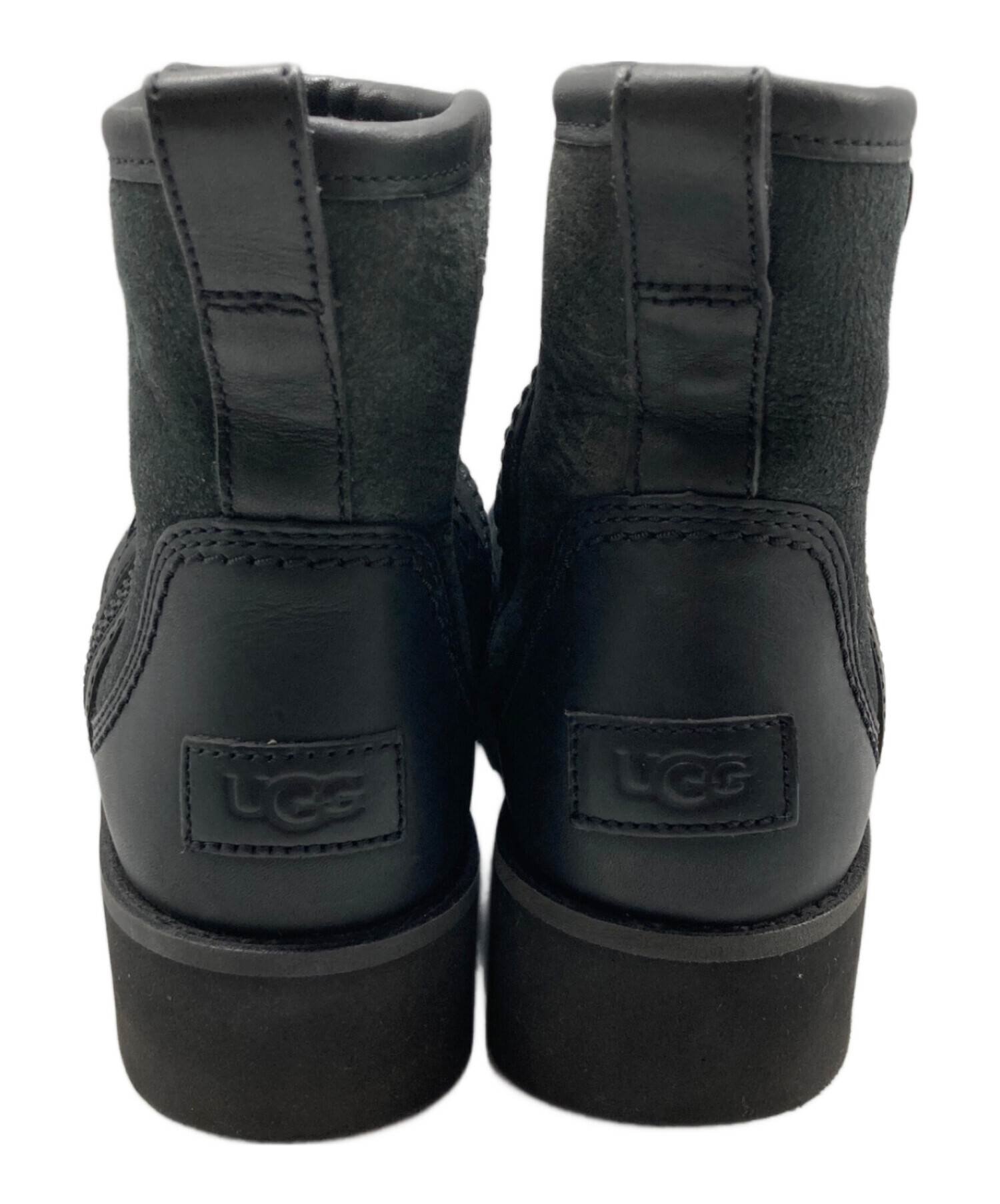 UGGクラシックリベルバイカーショートカット　size　25 1230219-10930_1200x1200.jpg?v=