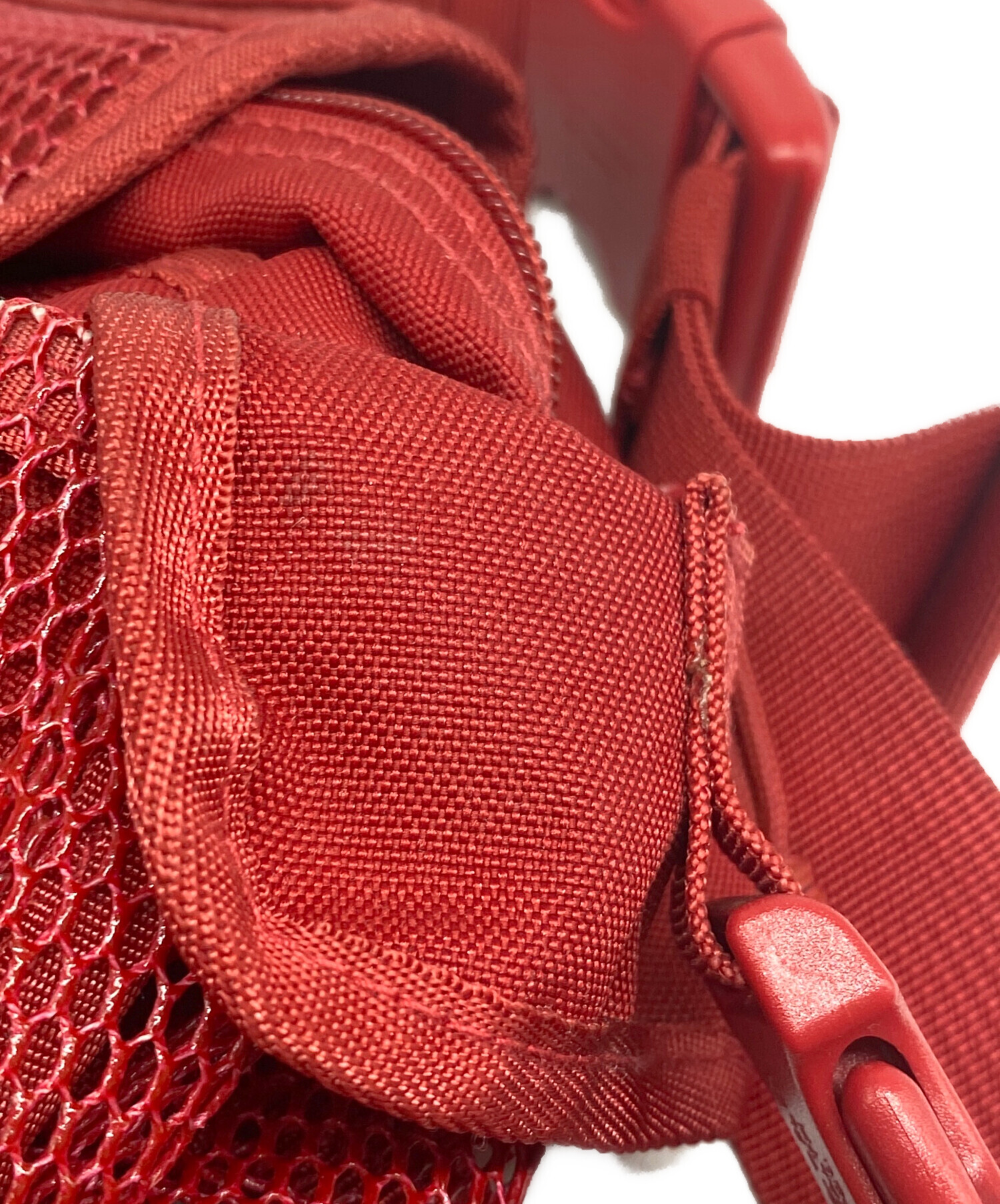 中古・古着通販】SUPREME (シュプリーム) 20SS WAIST BAG レッド 中古・古着通販】SUPREME (シュプリーム) 20SS WAIST BAG レッド