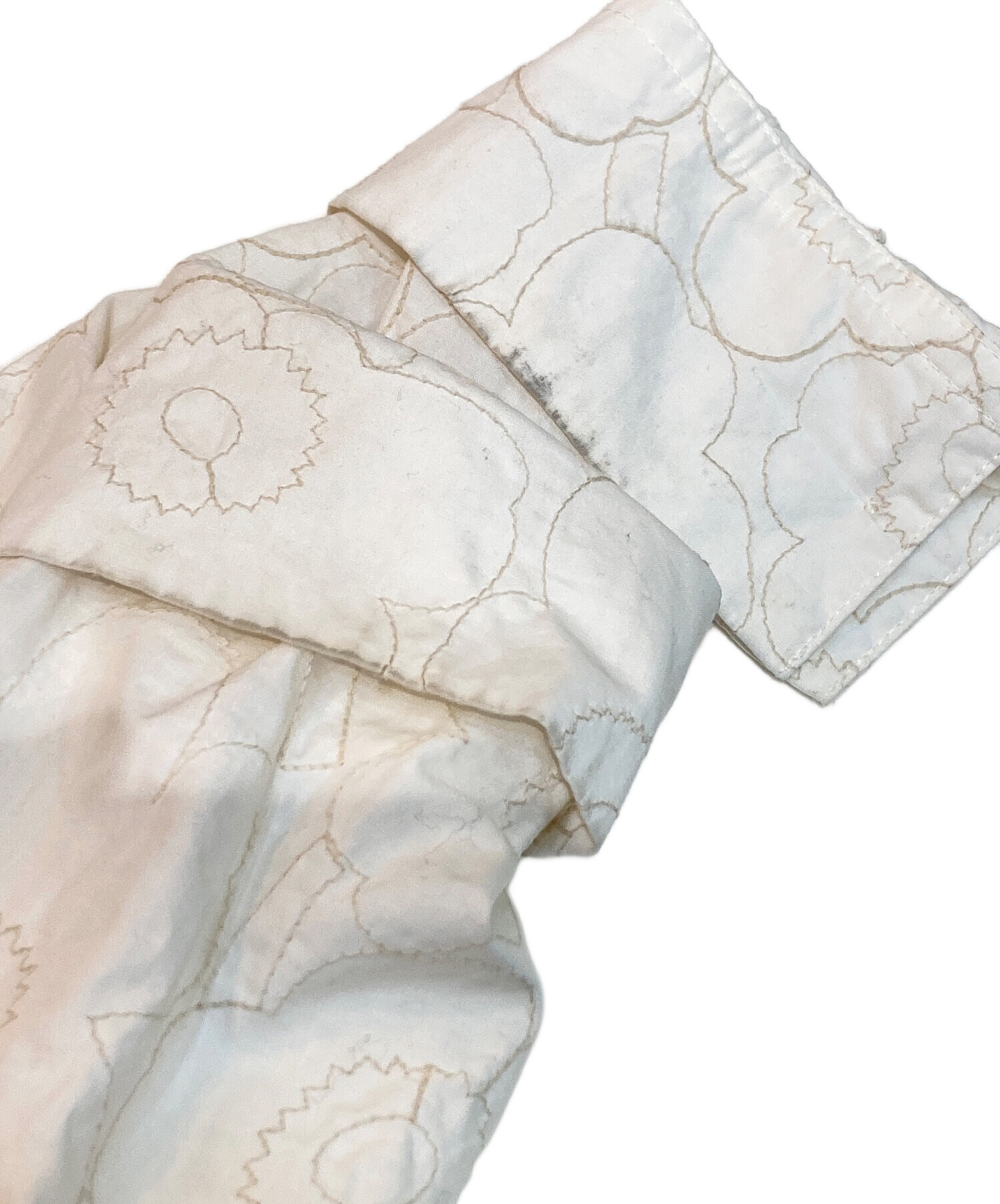 中古・古着通販】marimekko (マリメッコ) ウニッコ刺繍コットンシャツ