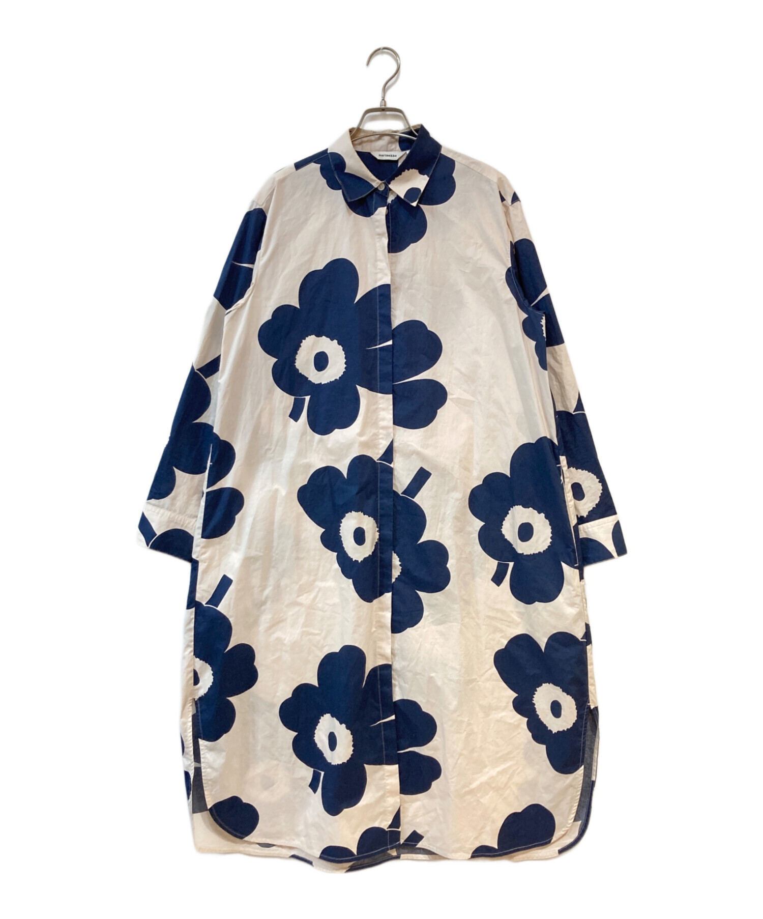 マリメッコ♡ロングシャツワンピース ウニッコ 大花柄 ベージュ ネイビー 38 中古・古着通販】marimekko (マリメッコ) ウニッコ柄ワンピース