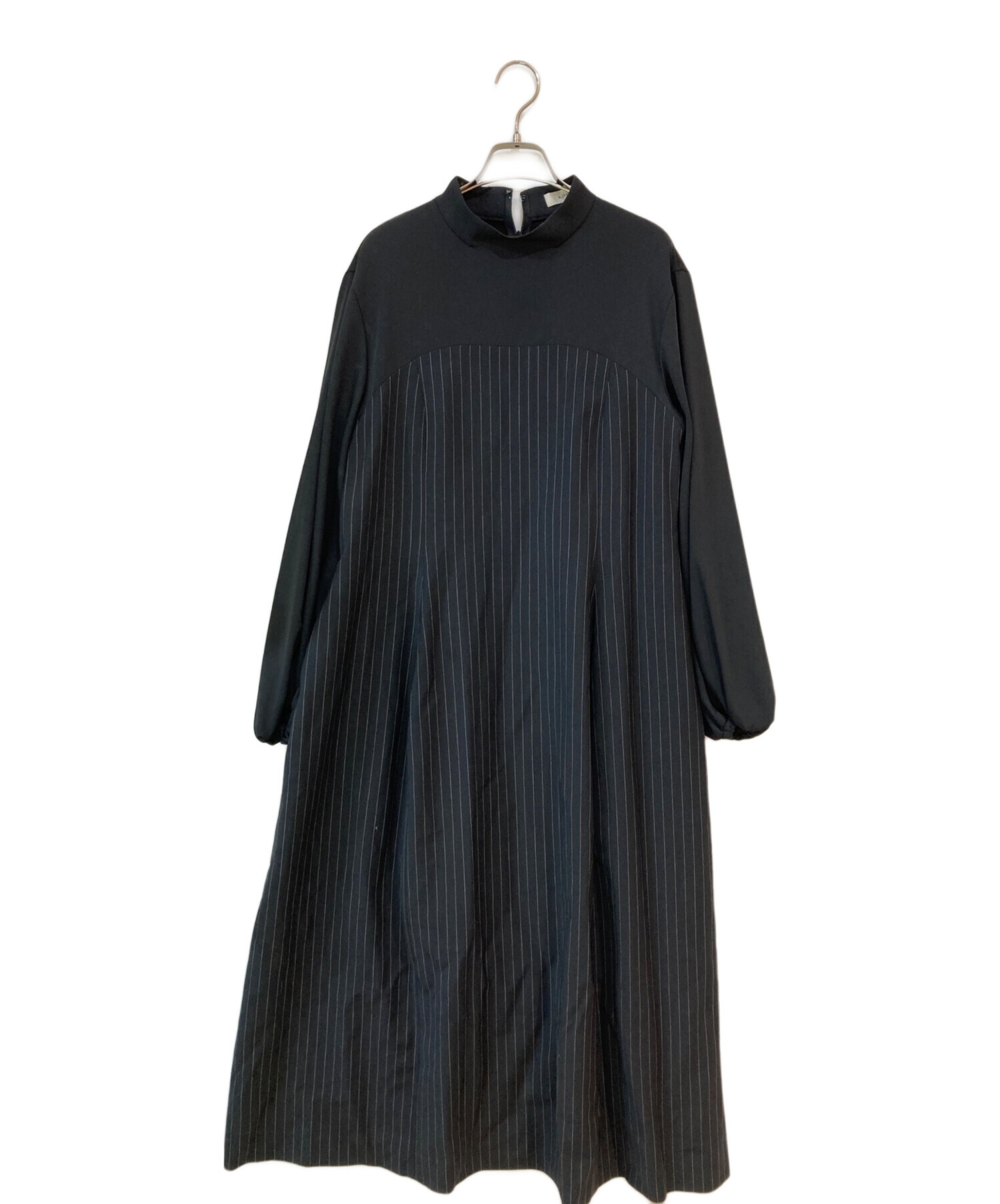 中古・古着通販】ADORE (アドーア) クリアストライプワンピース 中古・古着通販】ADORE (アドーア) クリアストライプワンピース
