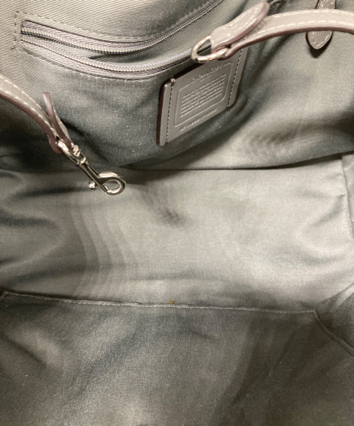 COACH グレー レザー バッグ 中古・古着通販】COACH (コーチ) ペブルド レザー スモール レクシー