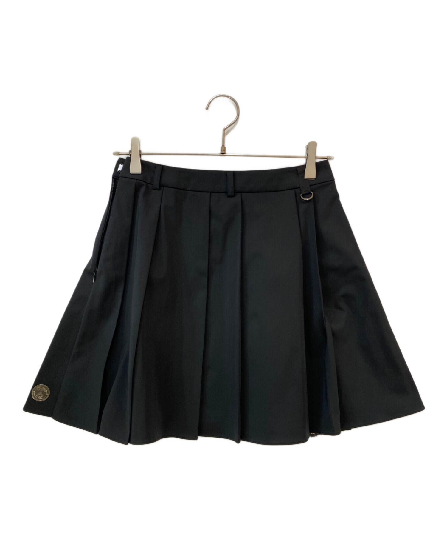 新品タグ付き！LANVIN SPORT　ランバンゴルフスカート　黒　38 中古・古着通販】LANVIN SPORT (ランバン スポーツ) 刻印ロゴ×花柄