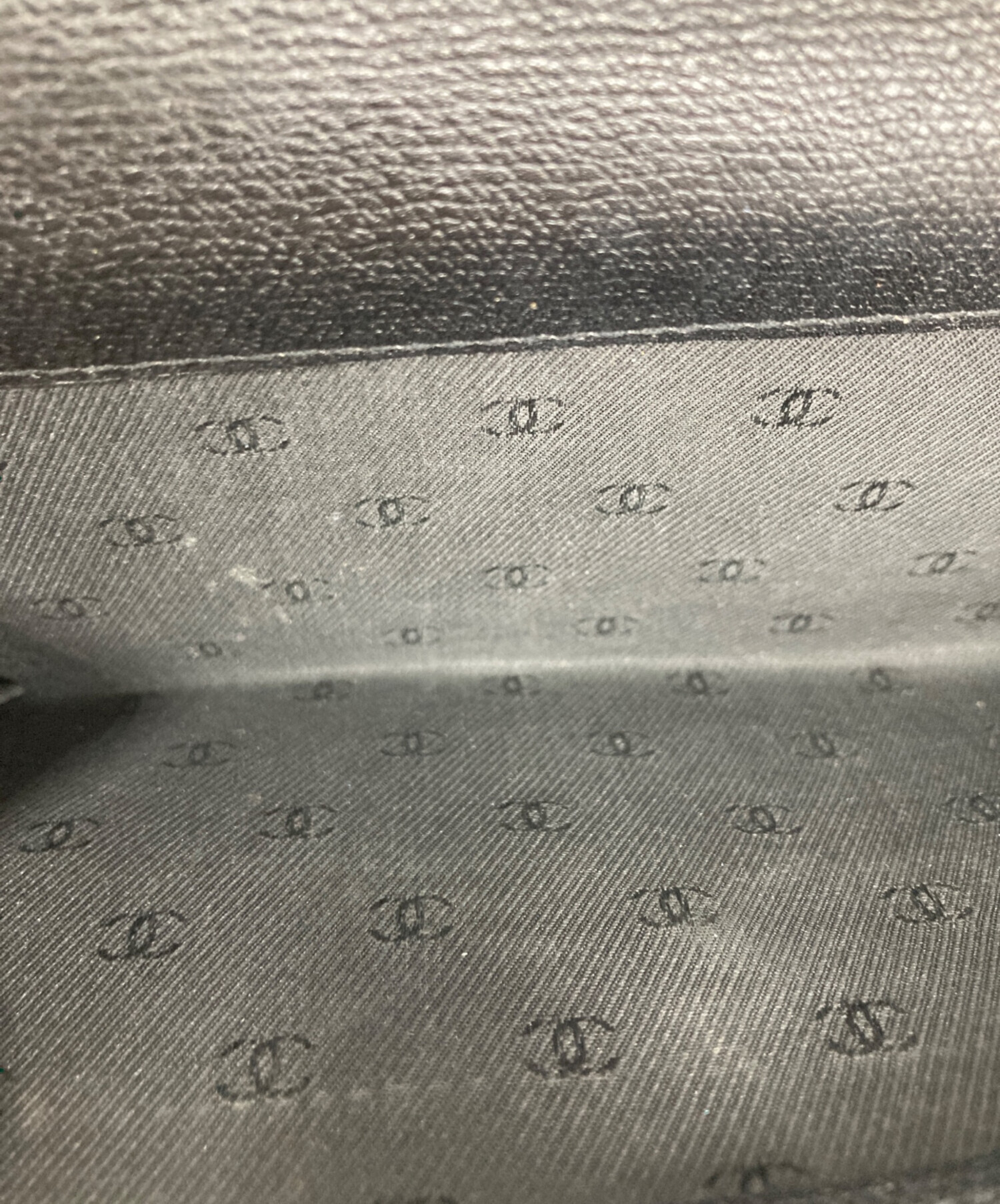 中古・古着通販】CHANEL (シャネル) ココボタン 長財布 ブラック
