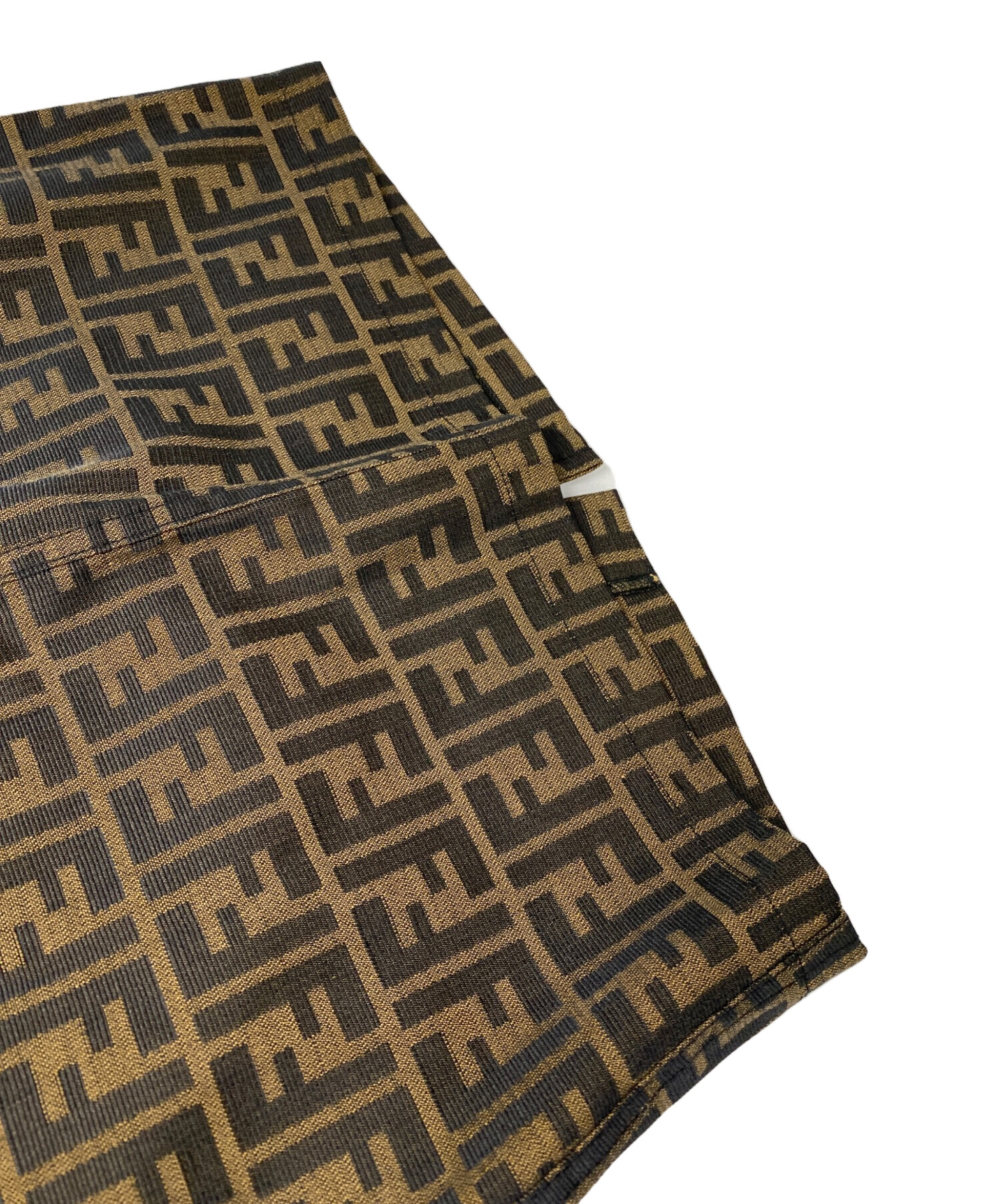 OLD FENDI フロッキー ズッカ柄 レザー トリム タイト スカート 中古・古着通販】FENDI (フェンディ) ズッカ柄 ショートスカート