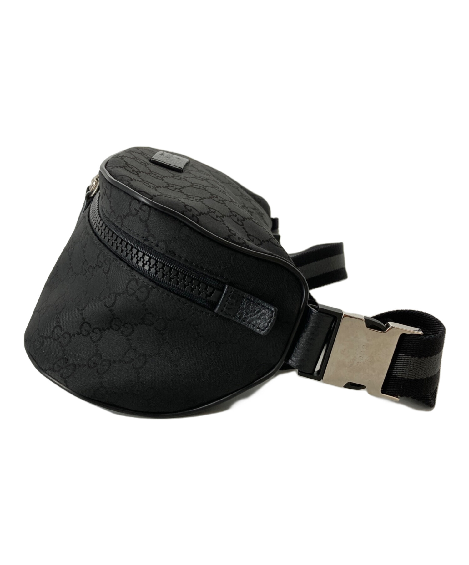 中古・古着通販】GUCCI (グッチ) GG柄ナイロンボディバッグ ブラック 