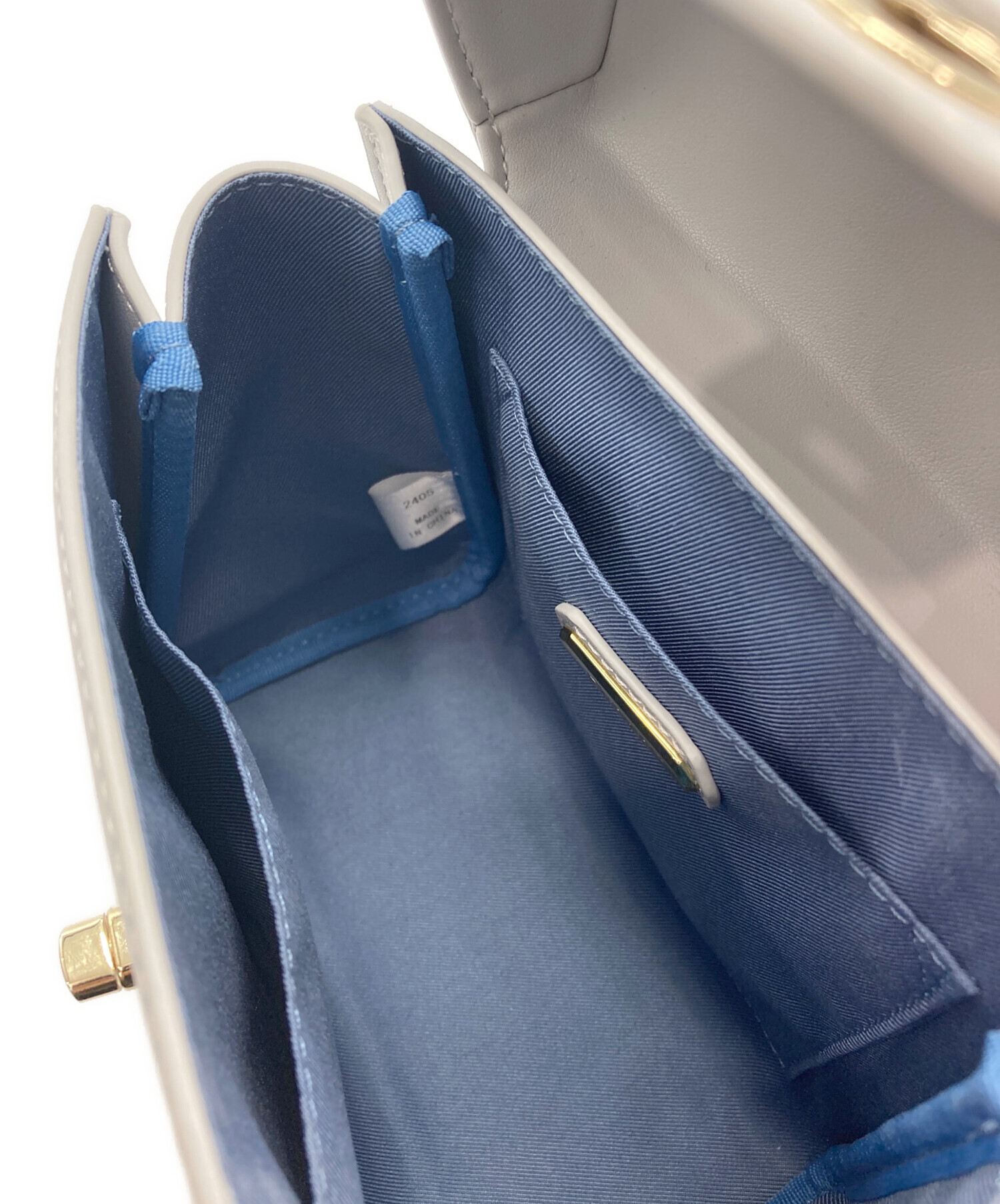 中古・古着通販】DIANA (ダイアナ) スタッズショルダーバッグ グレー