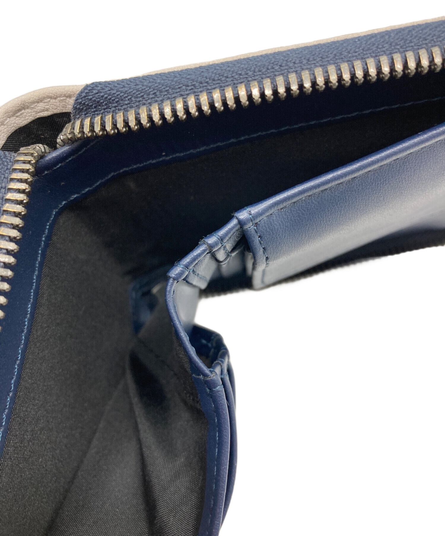 中古・古着通販】DIESEL (ディーゼル) ラウンドファスナー2つ折り財布