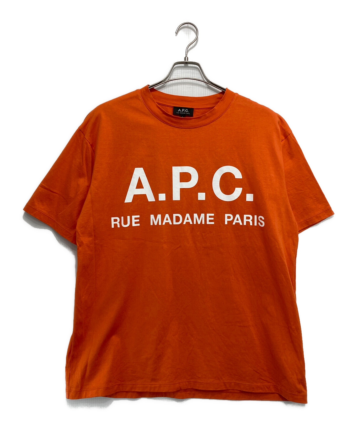 中古・古着通販】A.P.C. (アーペーセー) ロゴプリントTシャツ オレンジ