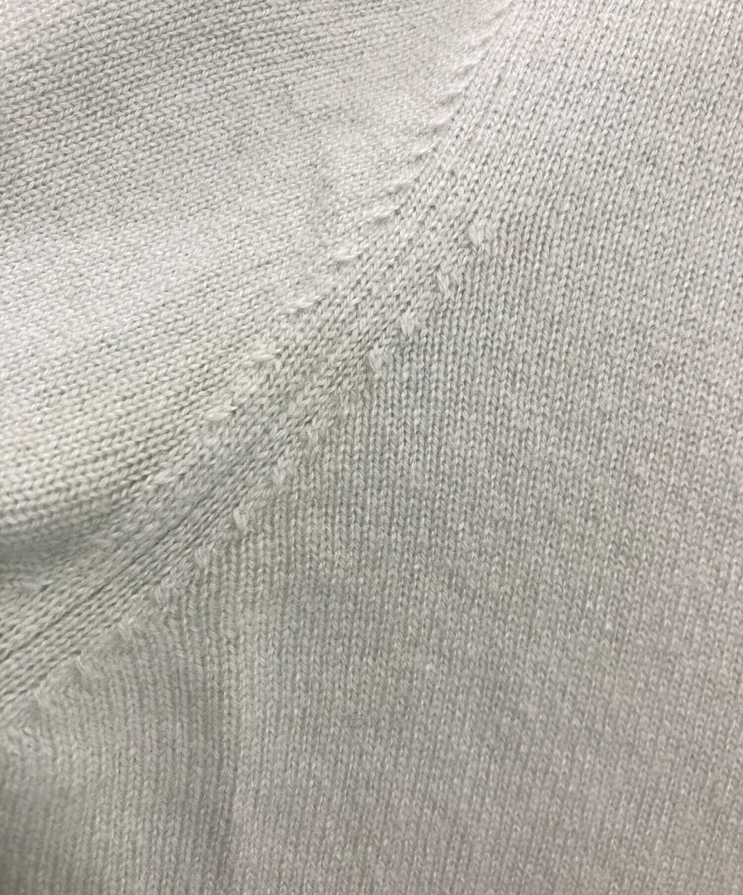 【美品】PRADA プラダ　スエードエルボーパッチ　カシミヤ混　総柄ニット 中古・古着通販】PRADA (プラダ) カシミヤエルボーパッチVネックニット