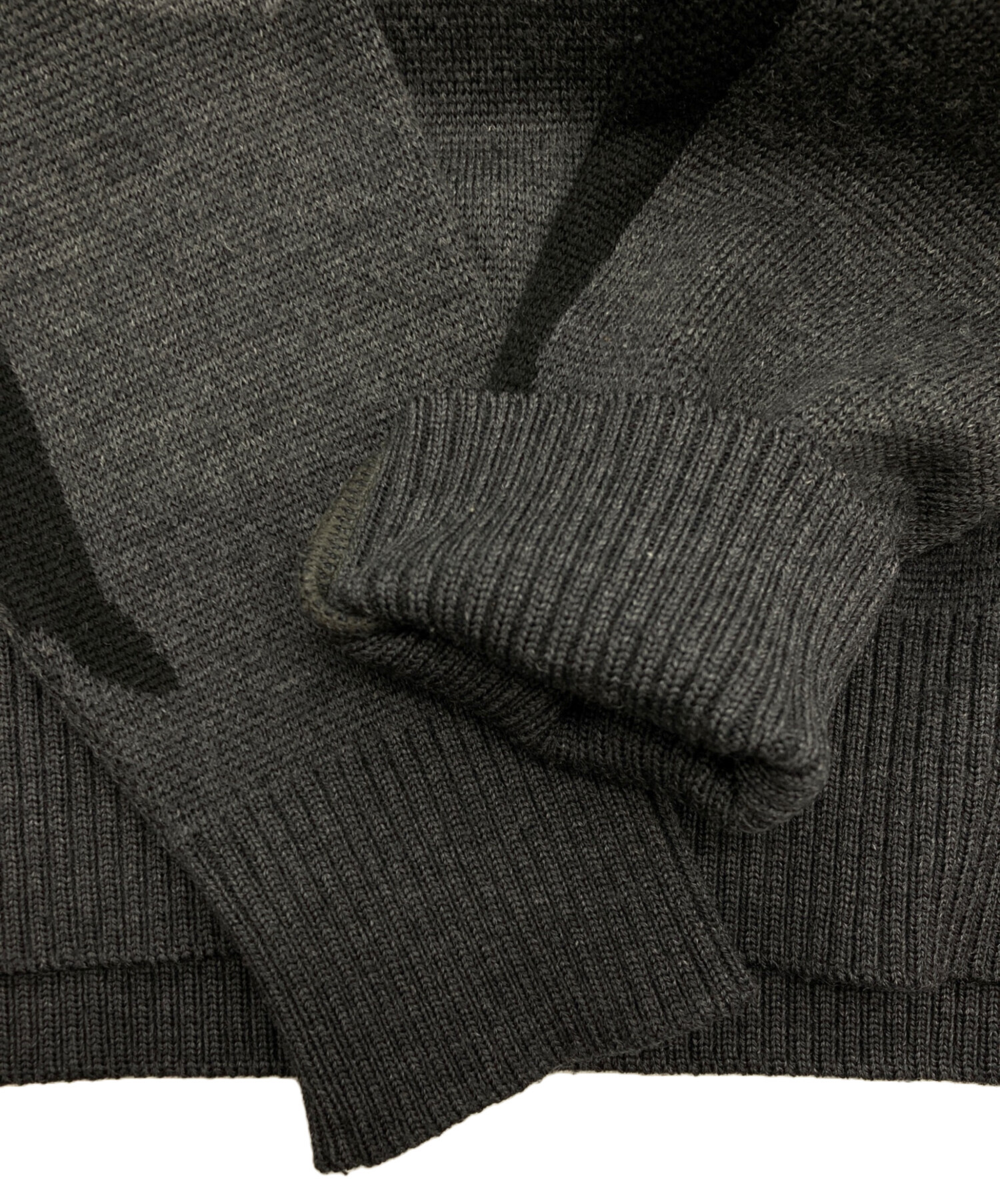 【未使用】1PIU1UGUALE3 カモ柄 カシミヤ混 ニット ガウン サイズ3 未使用】1PIU1UGUALE3 カモ柄 カシミヤ混ガウン 定価13万 3 - メルカリ