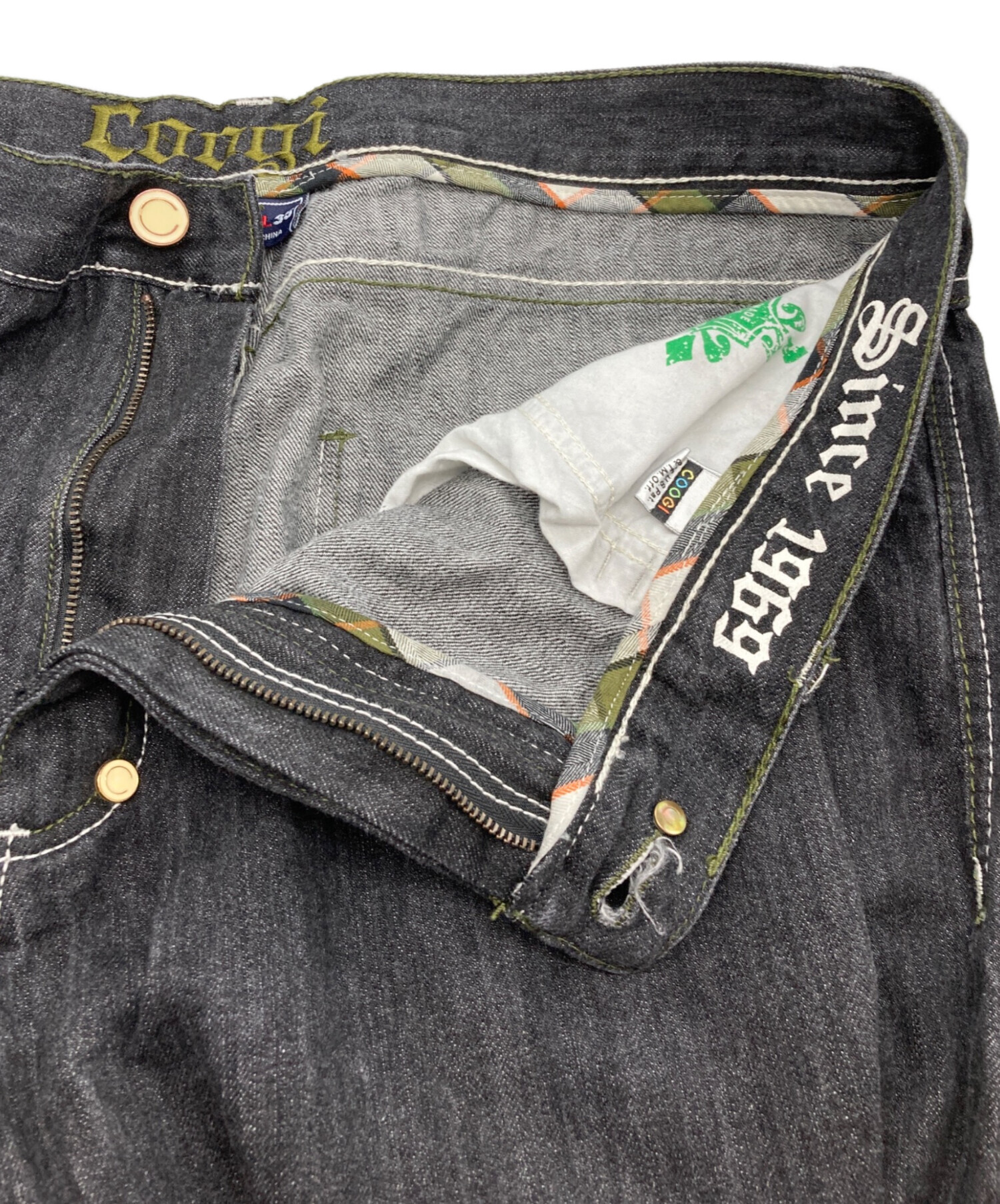 中古・古着通販】Coogi (クージー) 刺繍デニムパンツ ブラック サイズ