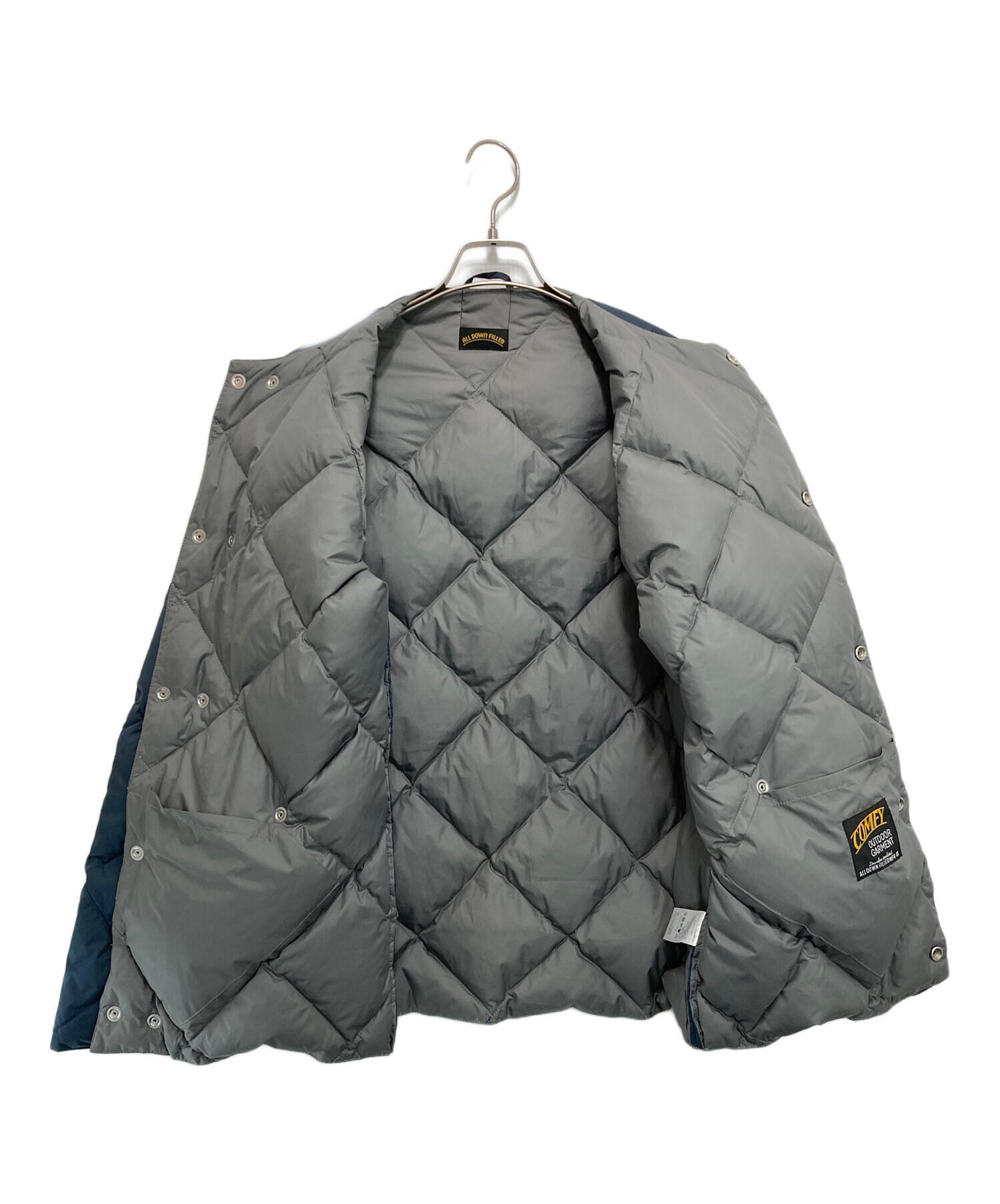 中古・古着通販】comfy (コンフィー) ノーカラーダウンジャケット 