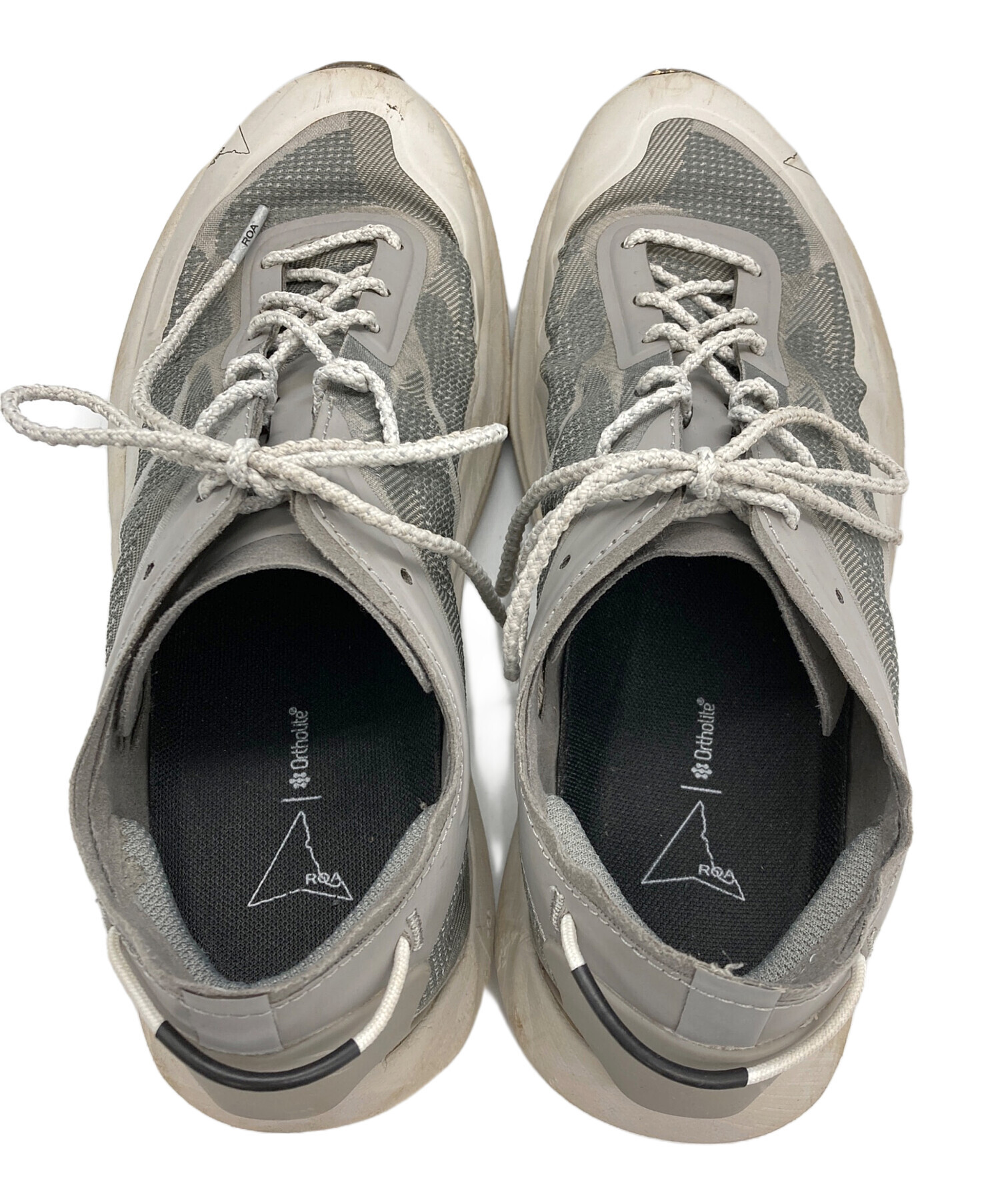 中古・古着通販】ROA (ロア) SELLAローカットスニーカー グレー(TAUPE