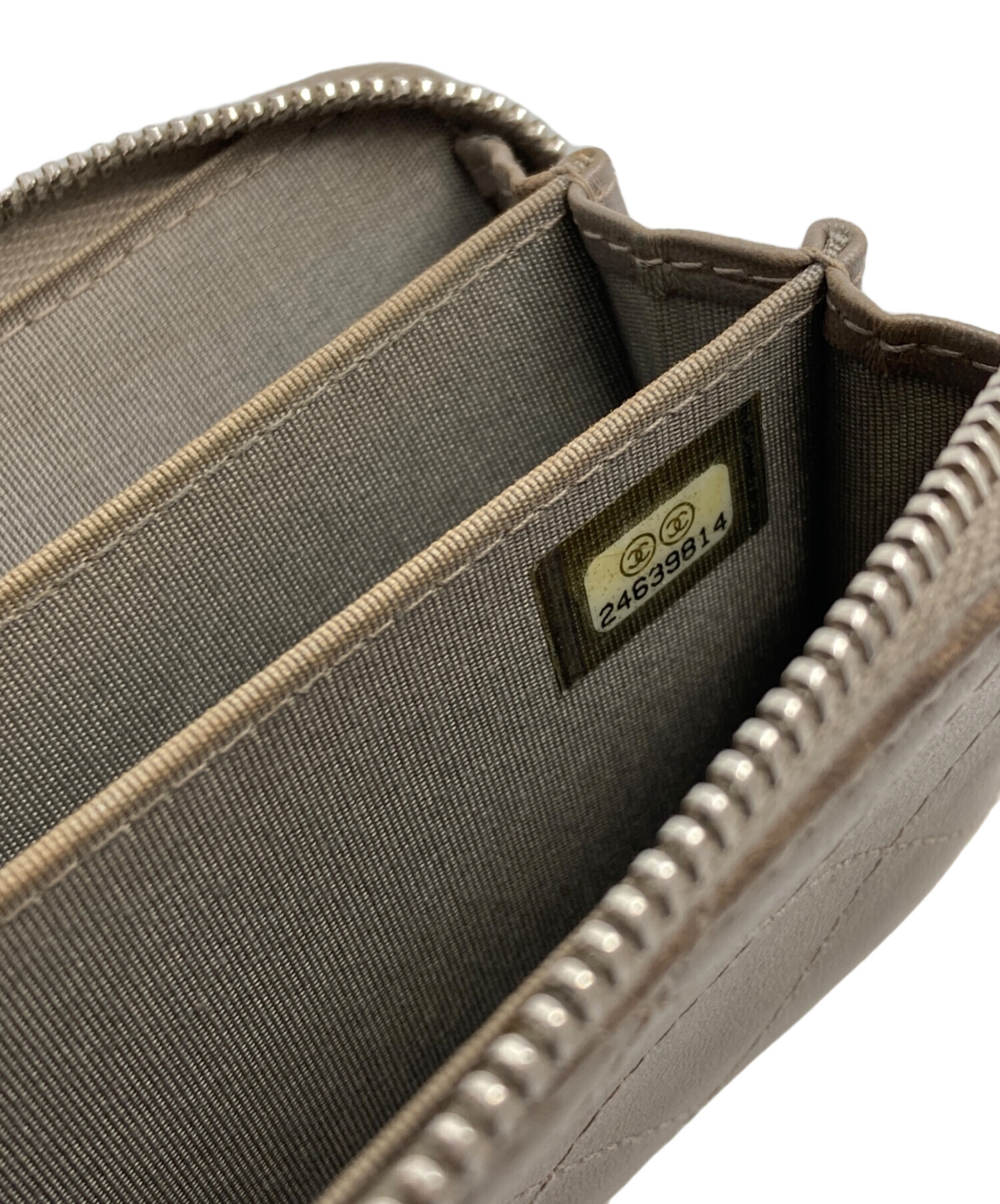 中古・古着通販】CHANEL (シャネル) マトラッセ ラムスキン カード