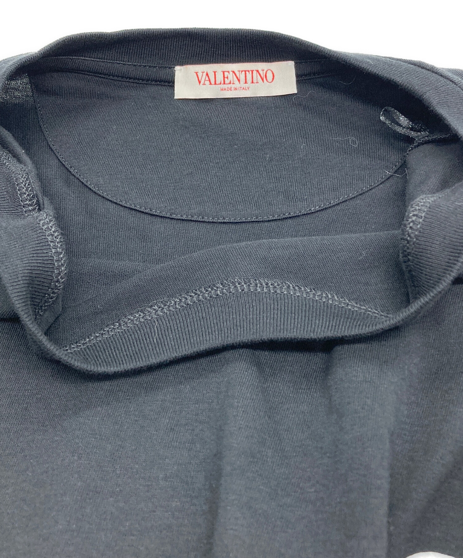 中古・古着通販】VALENTINO (ヴァレンティノ) 半袖Tシャツ ブラック 中古・古着通販】VALENTINO (ヴァレンティノ) 半袖Tシャツ ブラック