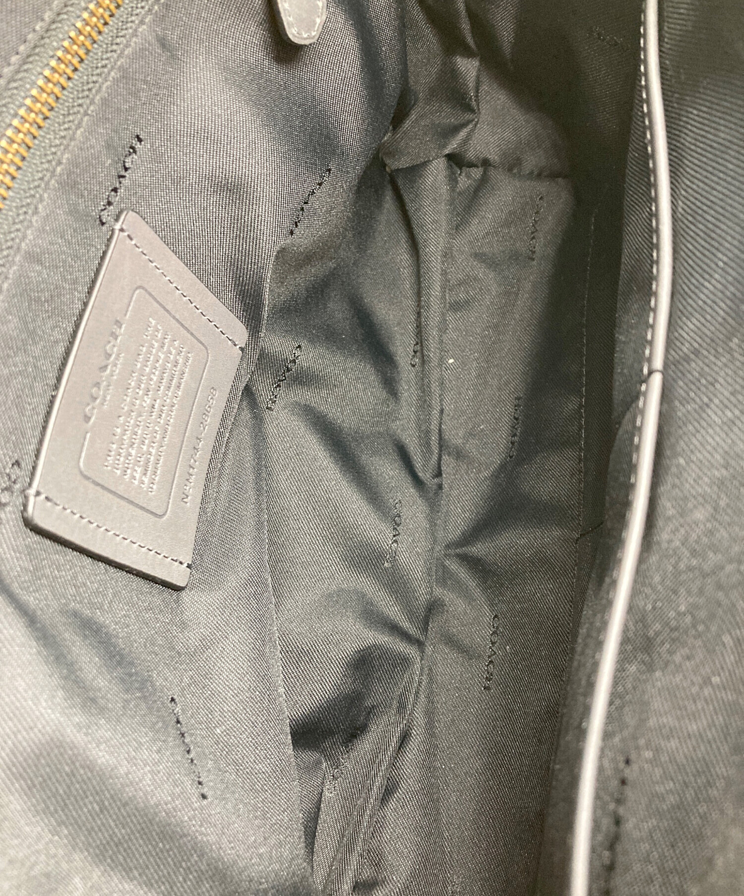 中古・古着通販】COACH (コーチ) MANHATTAN BIKE BAG ブラック 