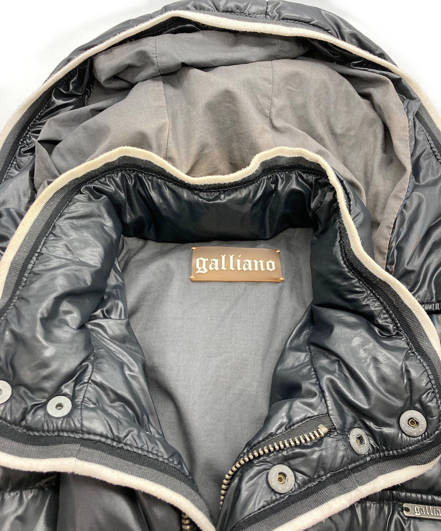 中古・古着通販】GALLIANO (ガリアーノ) バックロゴダウンコート 
