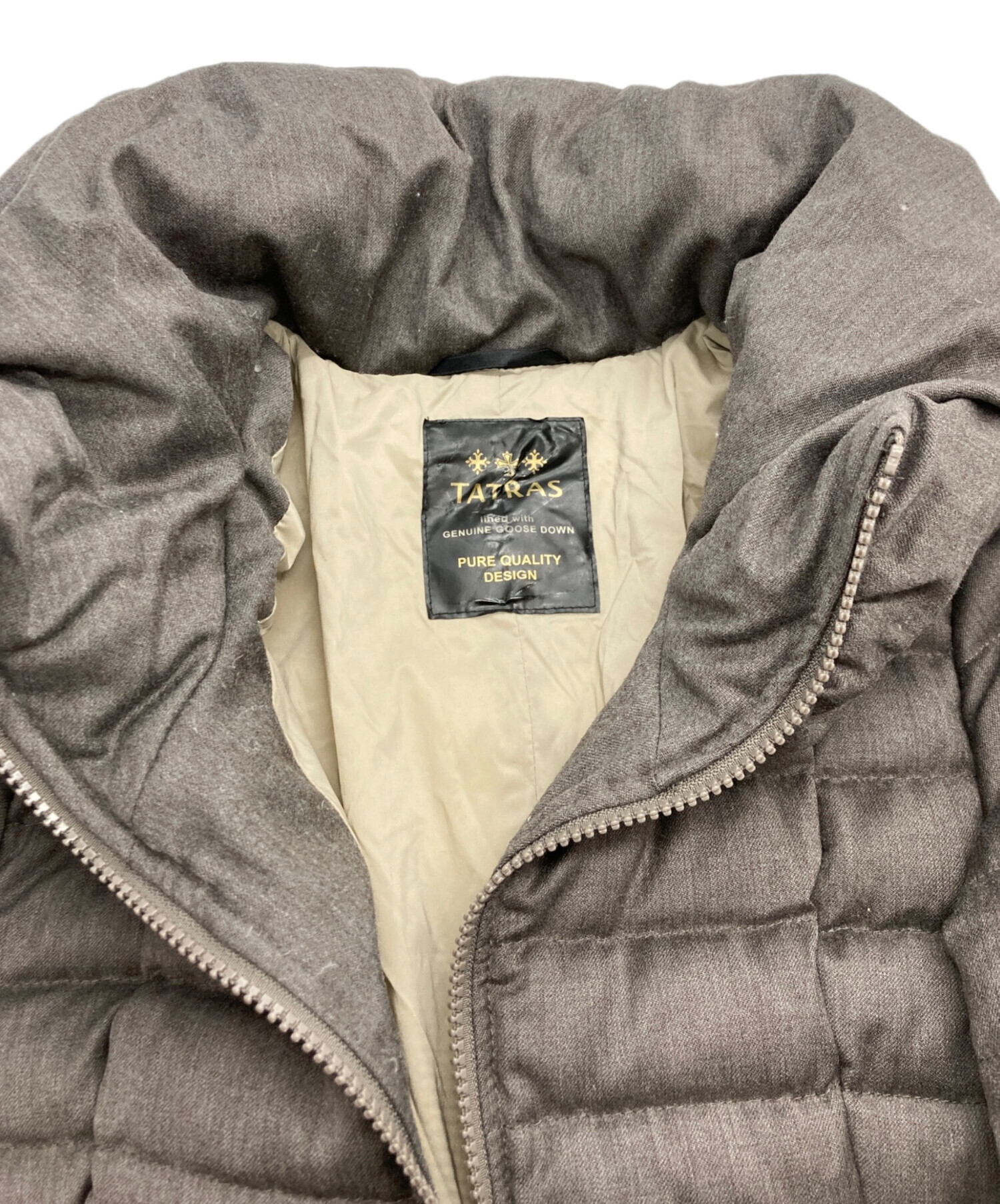 中古・古着通販】TATRAS (タトラス) ダウンコート グレー サイズ:01