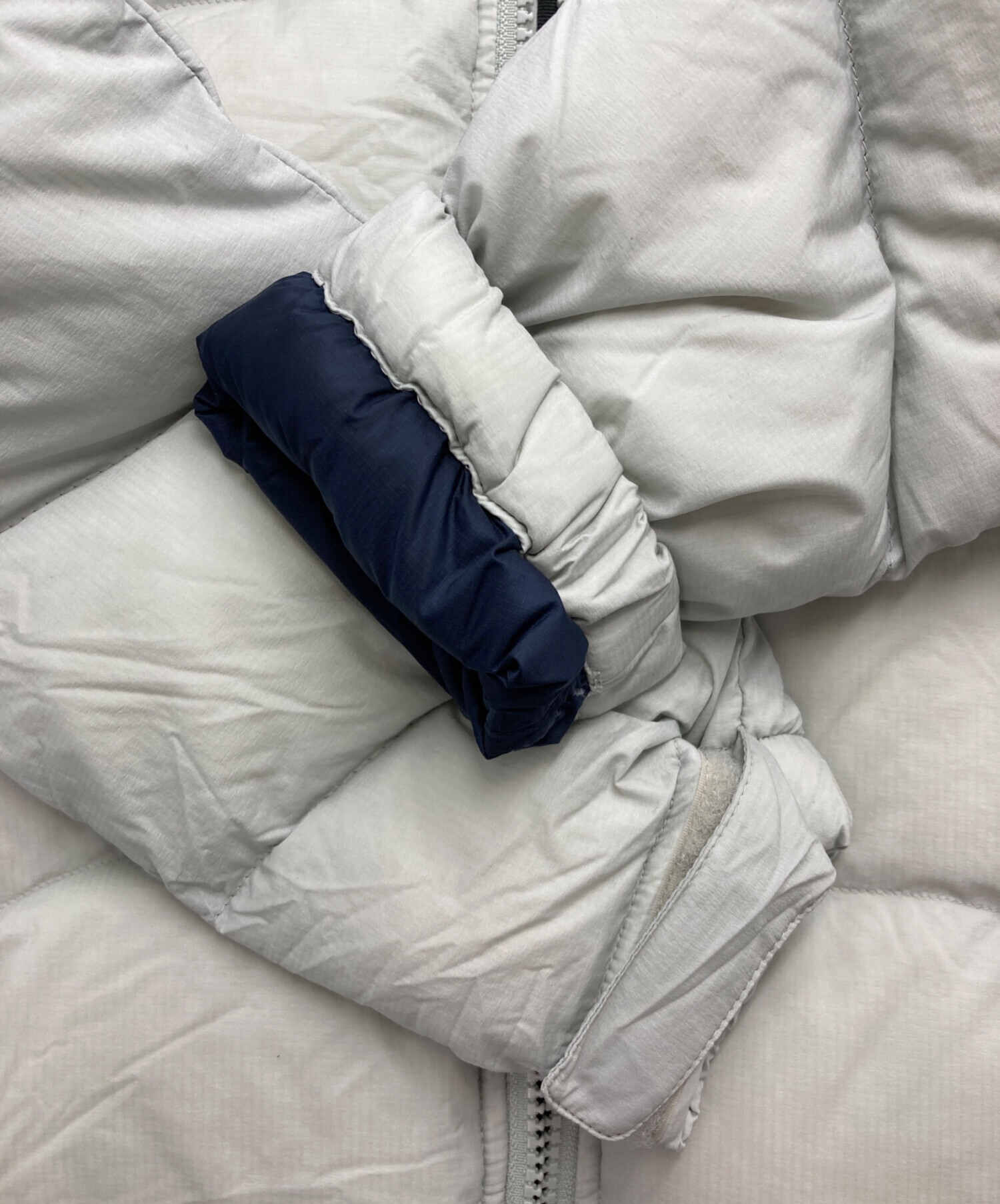 中古・古着通販】MAMMUT (マムート) ダウンジャケット グレー サイズ 