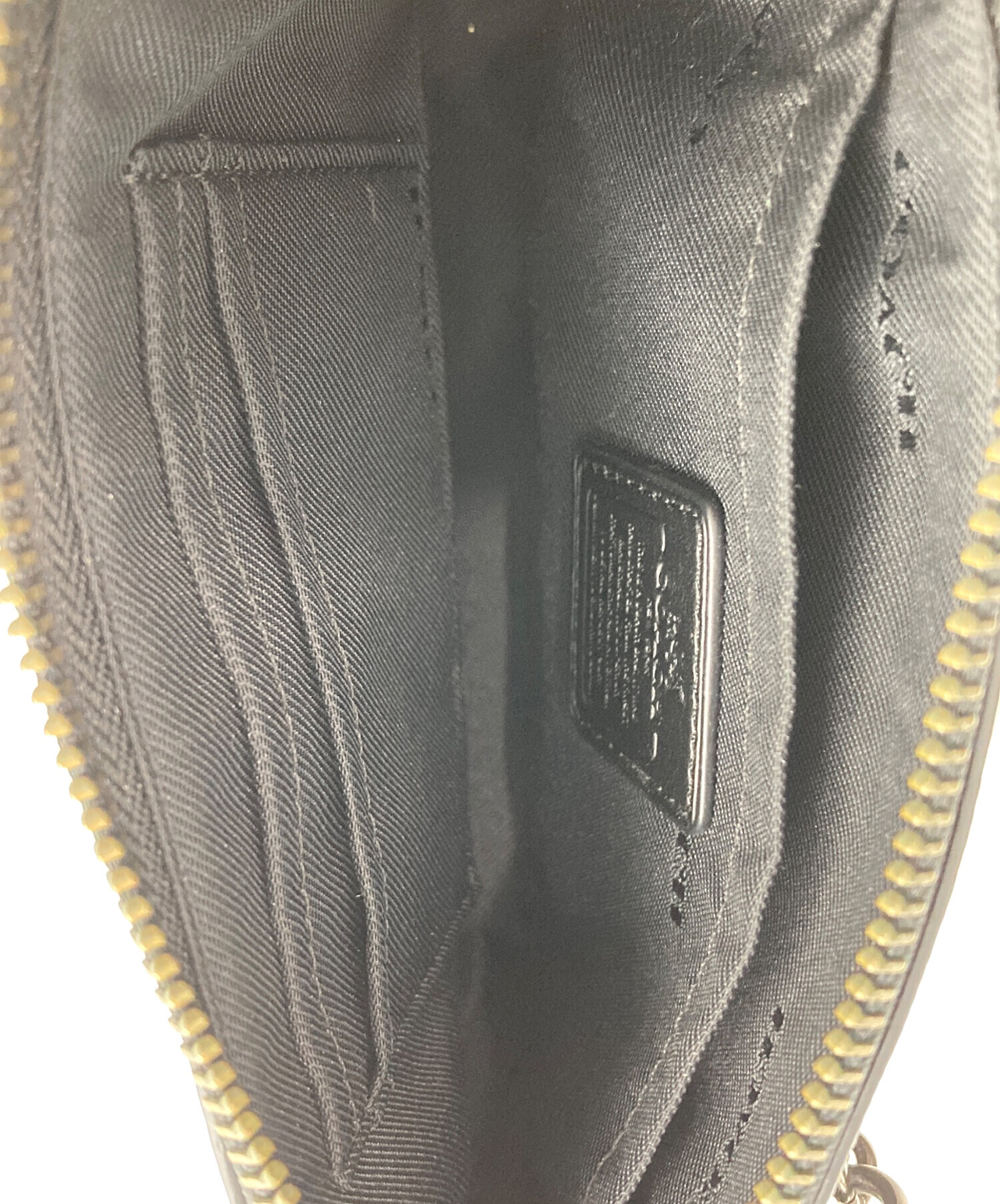 中古・古着通販】COACH (コーチ) スタッズミニハンドポーチ ブラック