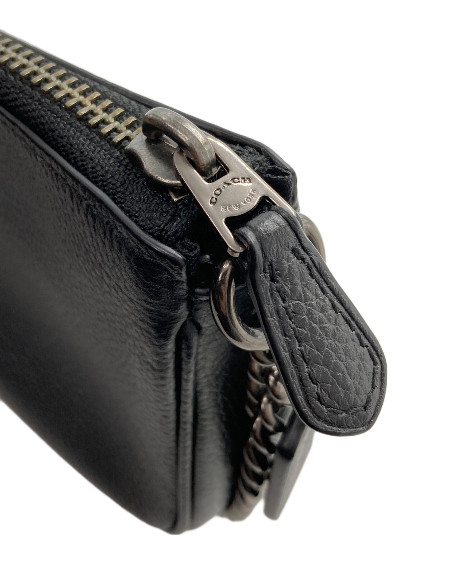 中古・古着通販】COACH (コーチ) スタッズミニハンドポーチ ブラック