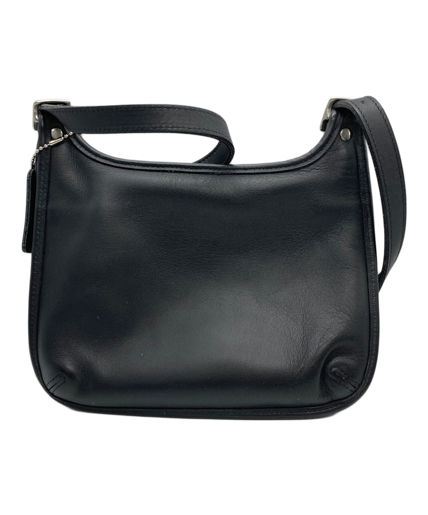 【未使用級】COACH スタッズ ショルダーバッグ ブラック HTC 未使用級】COACH スタッズ ショルダーバッグ ブラック HTC 未使用級